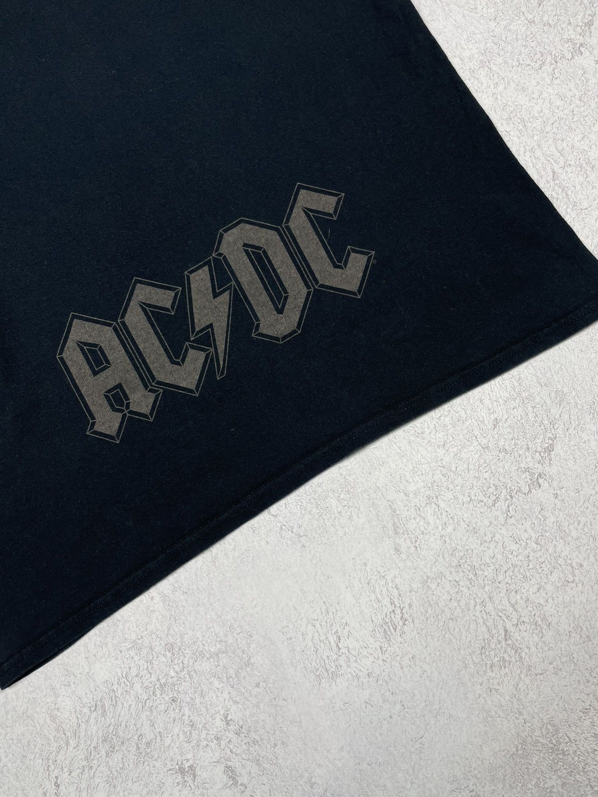 Band Tees AC/DC For Those About To Rock Tee 2004 T-Shirt L Size US L / EU 52-54 / 3 - 7 Thumbnail