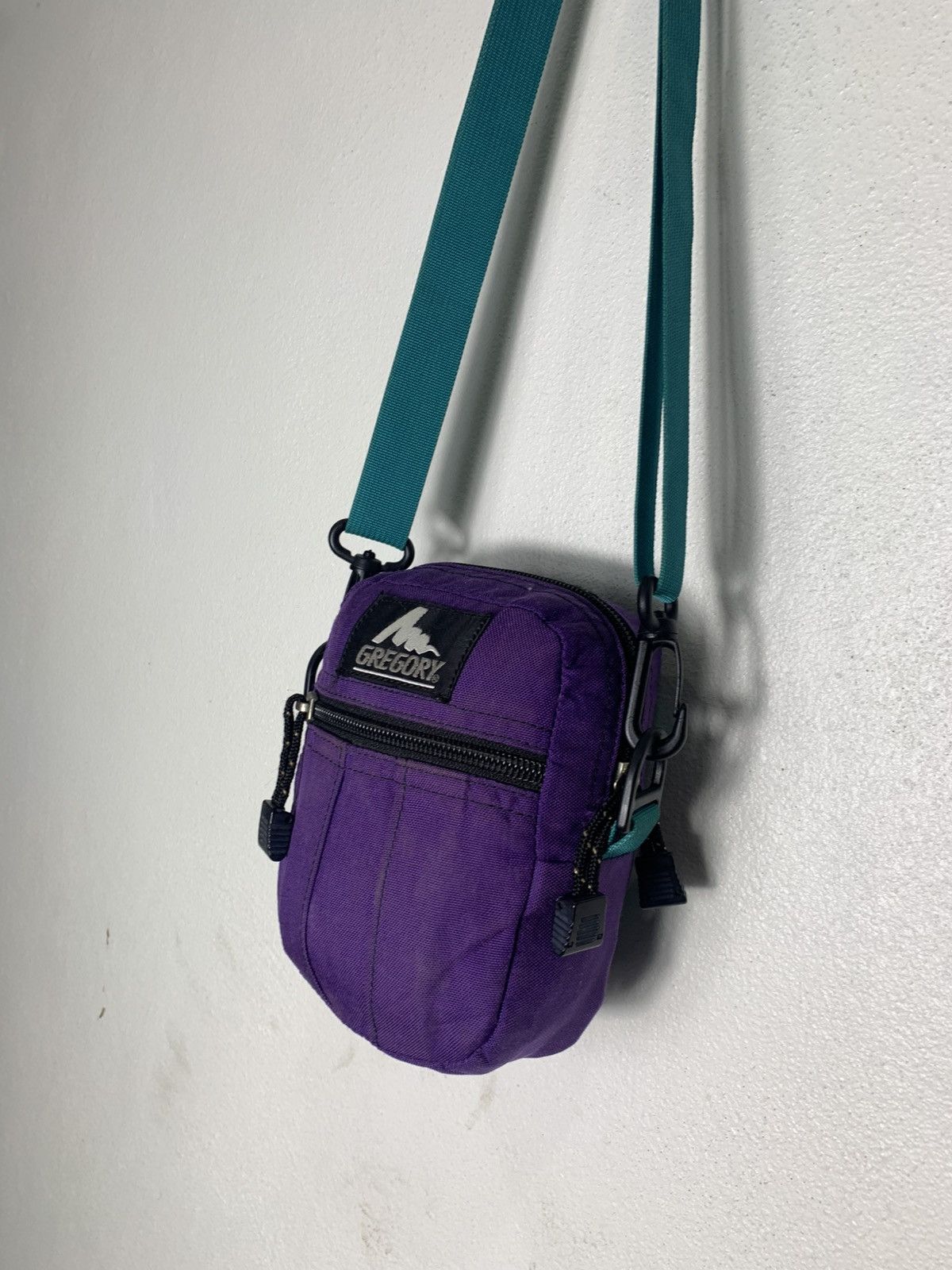 Vintage Vintage Gregory Quick Pocket Slingbag Size ONE SIZE - 3 Thumbnail