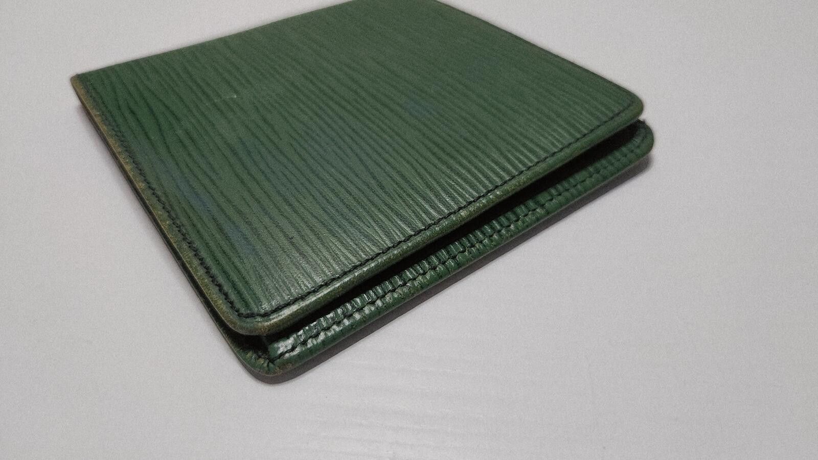 Louis Vuitton Louis Vuitton Epi Leather Bifold Wallet Green Men's Wallet Size ONE SIZE - 3 Thumbnail