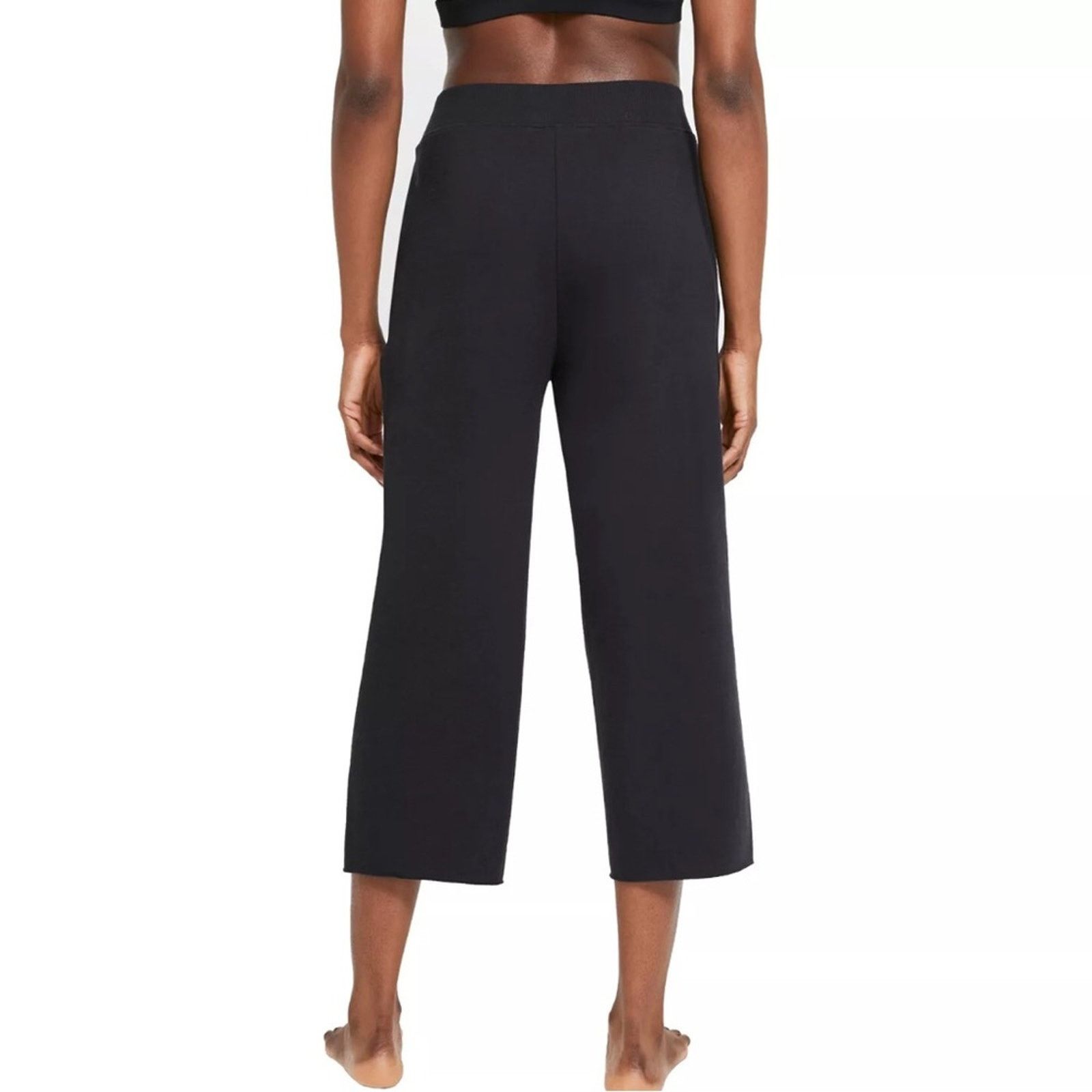 Nike Yoga Luxe Women’s Cropped Fleece Training Pants