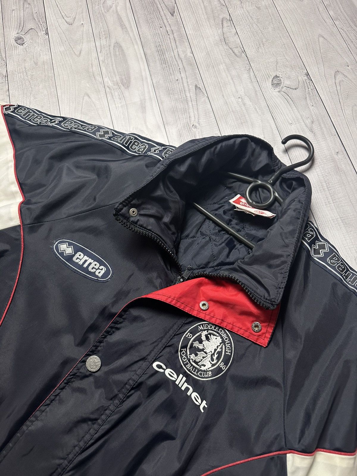 Vintage Vintage Middlesbrough errea soccer jacket parka size XL logo Size US XL / EU 56 / 4 - 6 Thumbnail