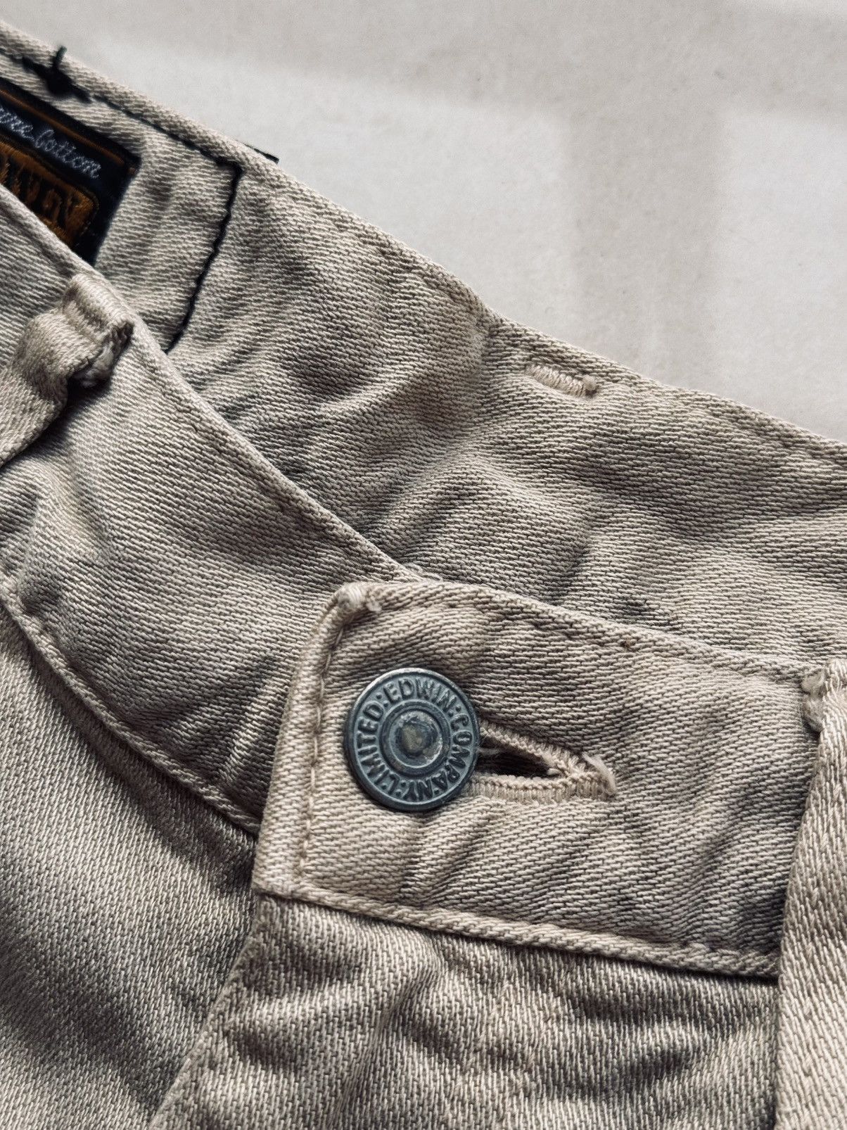Edwin Vintage Beige Edwin Japanese Denim Pants Size US 30 / EU 46 - 9 Thumbnail