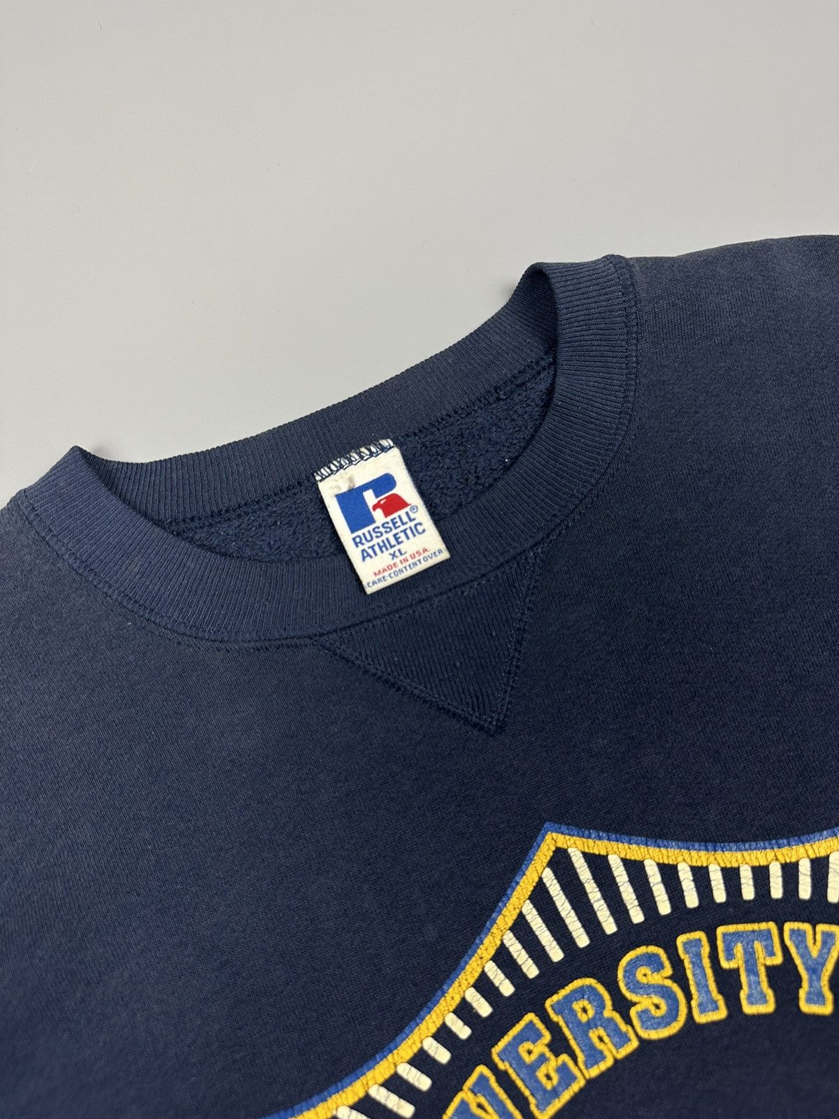 Russell Athletic × Vintage Vintage Russel Athletic University Sweatshirt Size US XL / EU 56 / 4 - 7 Thumbnail