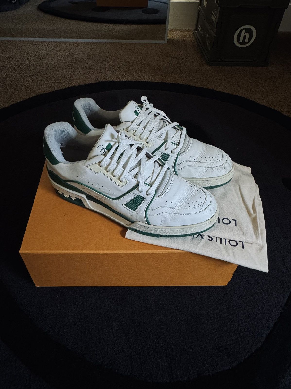Louis Vuitton × Virgil Abloh RARE OG Virgil LV Trainer Green 10.5 Used Size US 10.5 / EU 43-44 - 1 Thumbnail