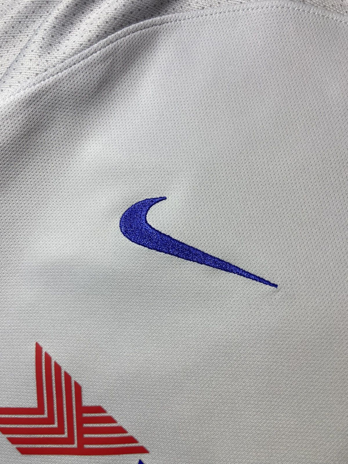 Chelsea Soccer × Nike 💥Chelsea 2017 Home Football Jersey Nike T-Shirt‼️ Size US XL / EU 56 / 4 - 4 Thumbnail