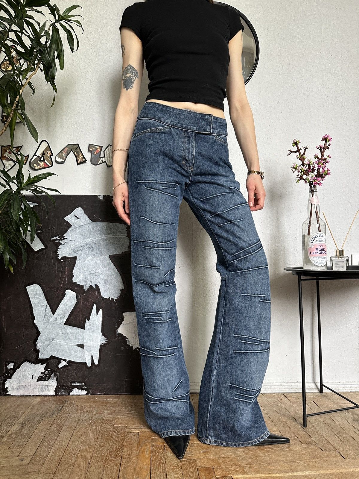 Vintage Vintage Flared Y2K 00’s Distressed Bootcut Jeans Size 24" / US 00 / IT 34 - 4 Thumbnail