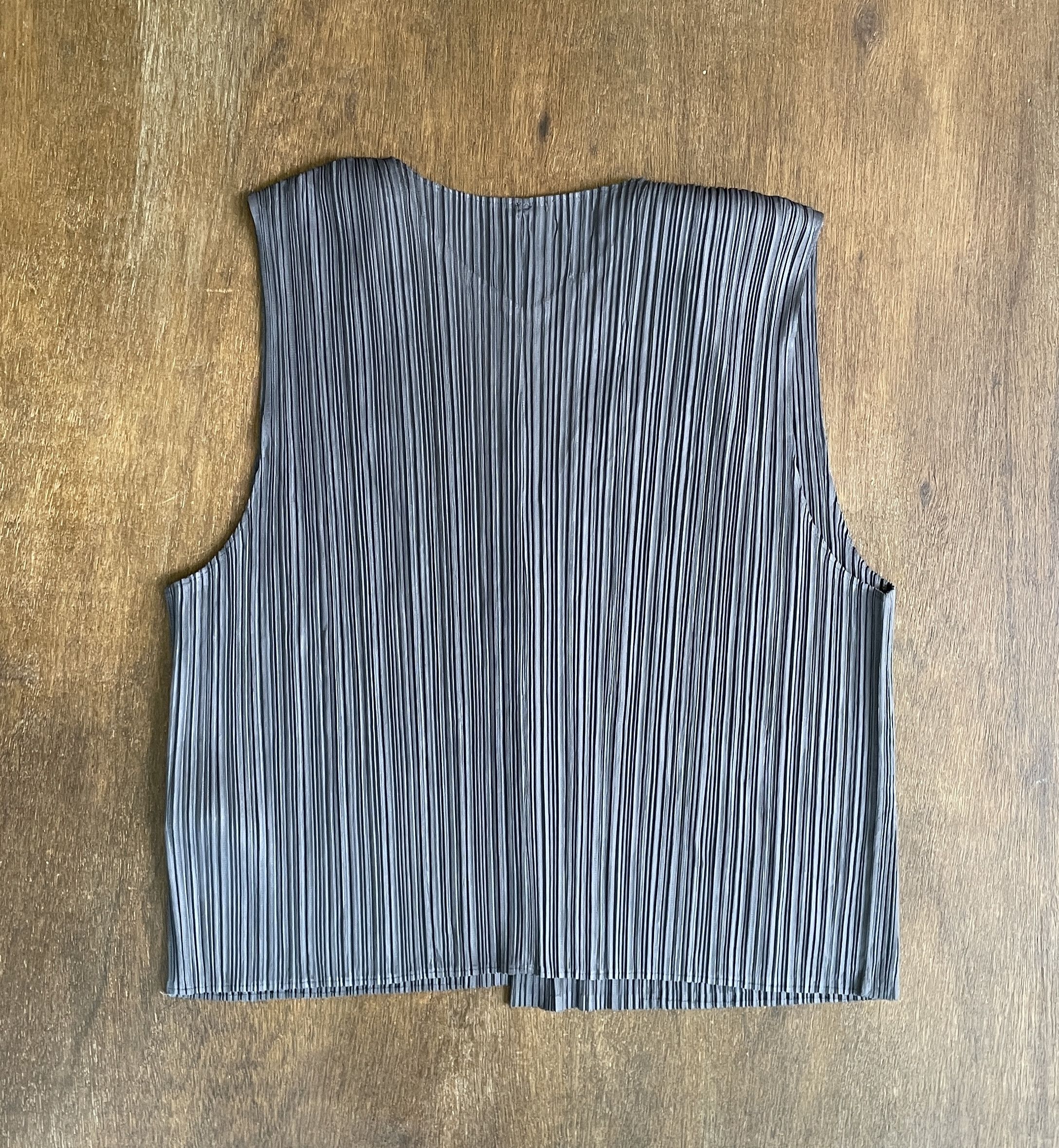 Pleats Please Issey Miyake PLEATS PLEASE ISSEY MIYAKE Dark Gray Size US S / EU 44-46 / 1 - 6 Thumbnail