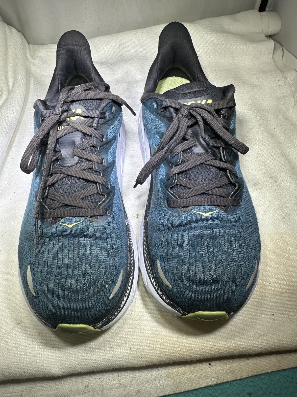 Hoka PreOwned Hoka Clifton 8 Wide Men's 8 2E Blue Teal Size US 8 / EU 41 - 2 Thumbnail