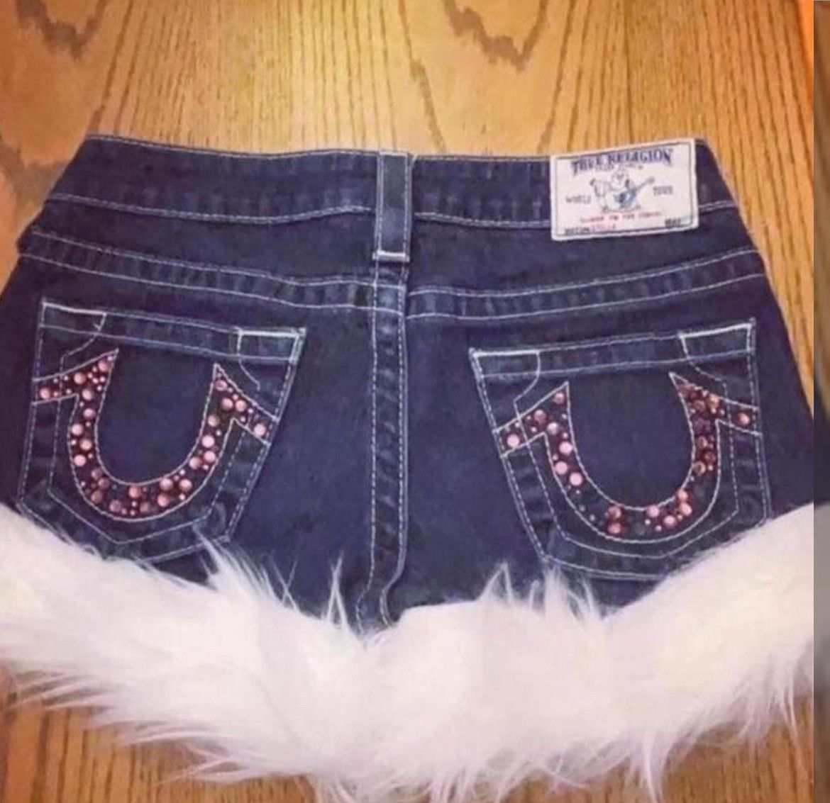 Handmade × Japanese Brand y2k handmade true religion fur rhinestone booty shorts Size 25" / US 0 / IT 36 - 1 Thumbnail