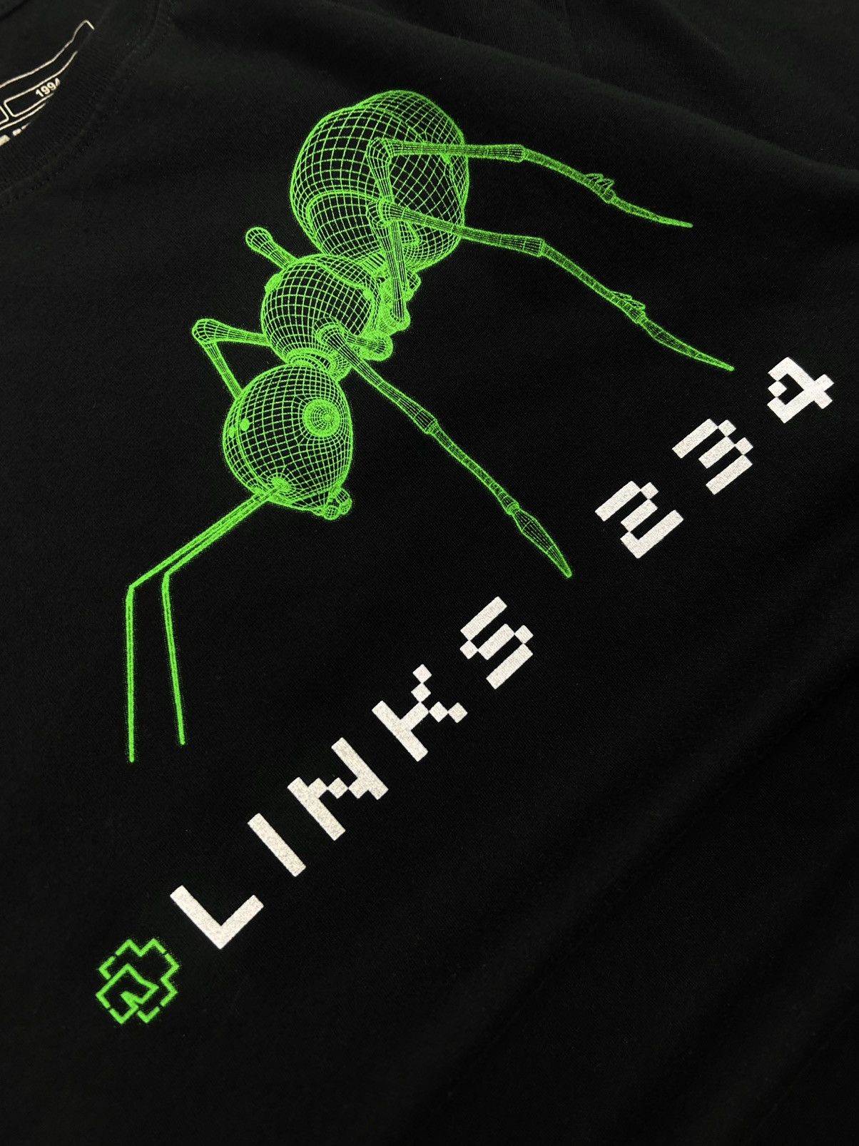 Band Tees rare Rammstein Mutter Links 2 3 4 Tee Ant Graphic S Vintage Size US S / EU 44-46 / 1 - 10 Thumbnail