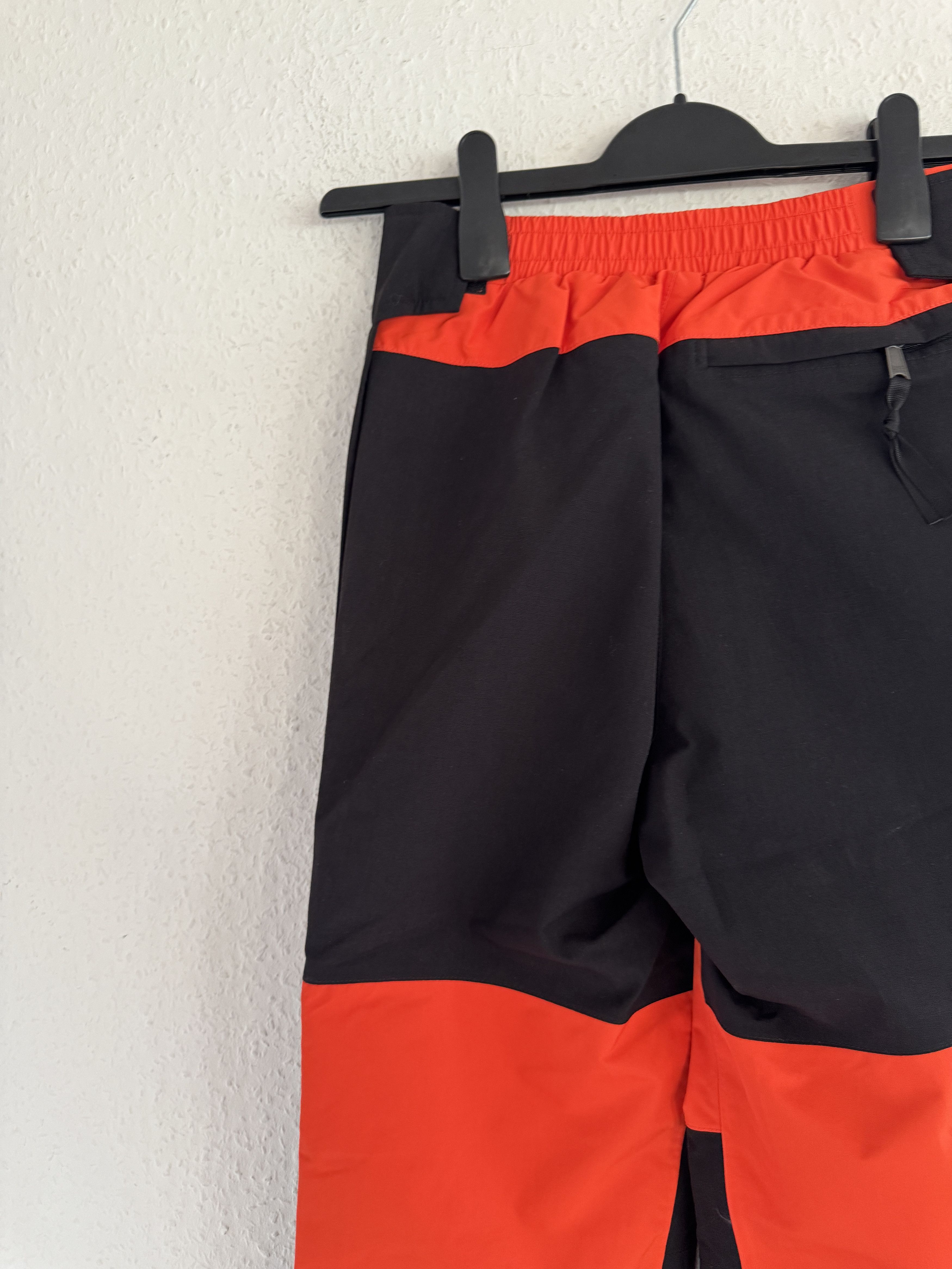 Gucci × The North Face Nylon Track Pants Size US 26 / EU 42 - 11 Thumbnail
