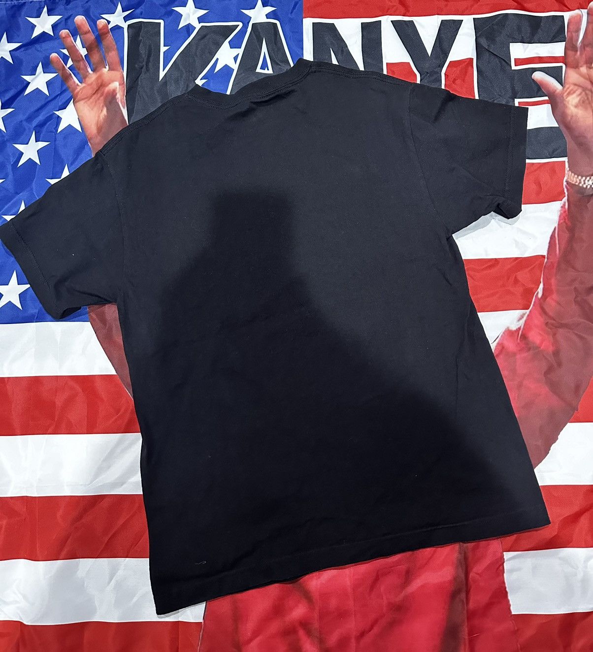 Other unknown clothing “never trust a big butt and smile “ tee Size US M / EU 48-50 / 2 - 4 Thumbnail