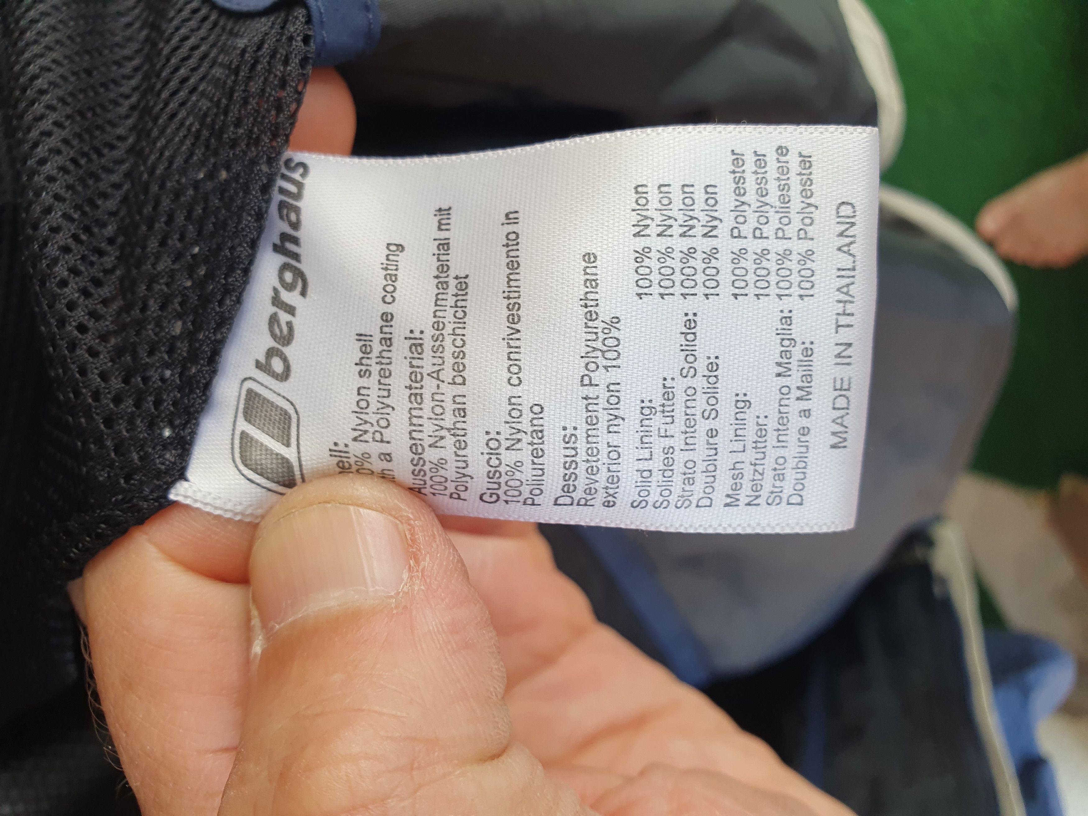 Berghaus Berghaus Aqua Foil Shell Jacket Lightweigh hooded sz L Size US L / EU 52-54 / 3 - 6 Thumbnail