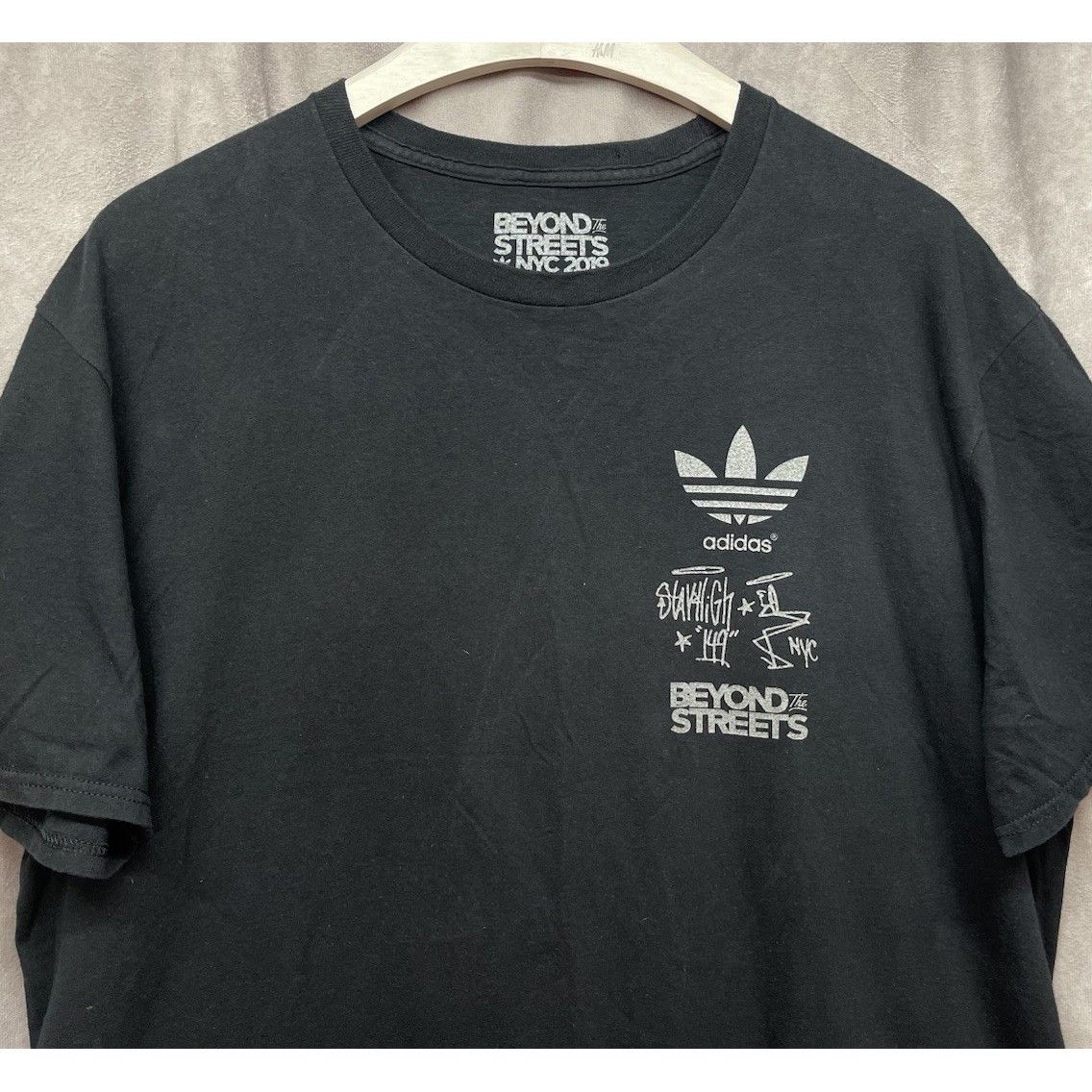 Adidas Adidas Beyond The Streets NYC 2019 T-Shirt XL Black Graffiti Size US XL / EU 56 / 4 - 1 Thumbnail