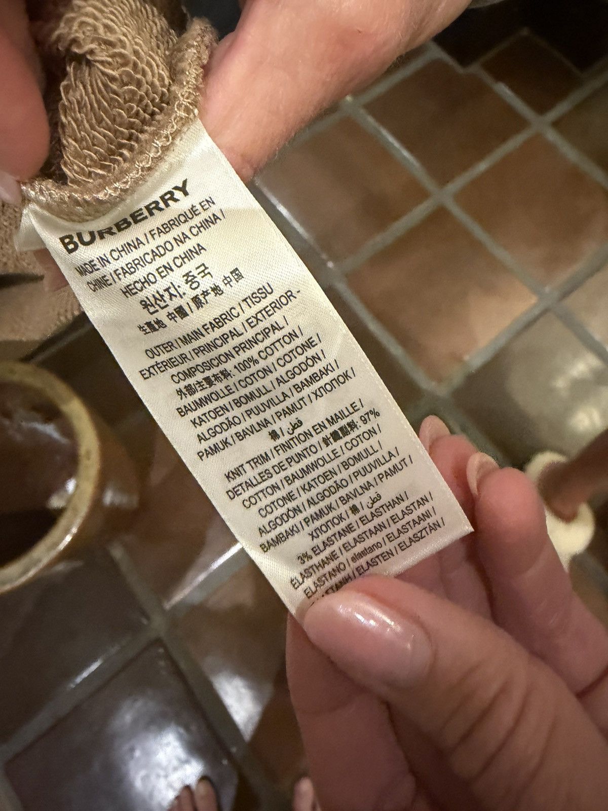 Burberry Worn 2-3 times. Size US XXL / EU 58 / 5 - 10 Thumbnail