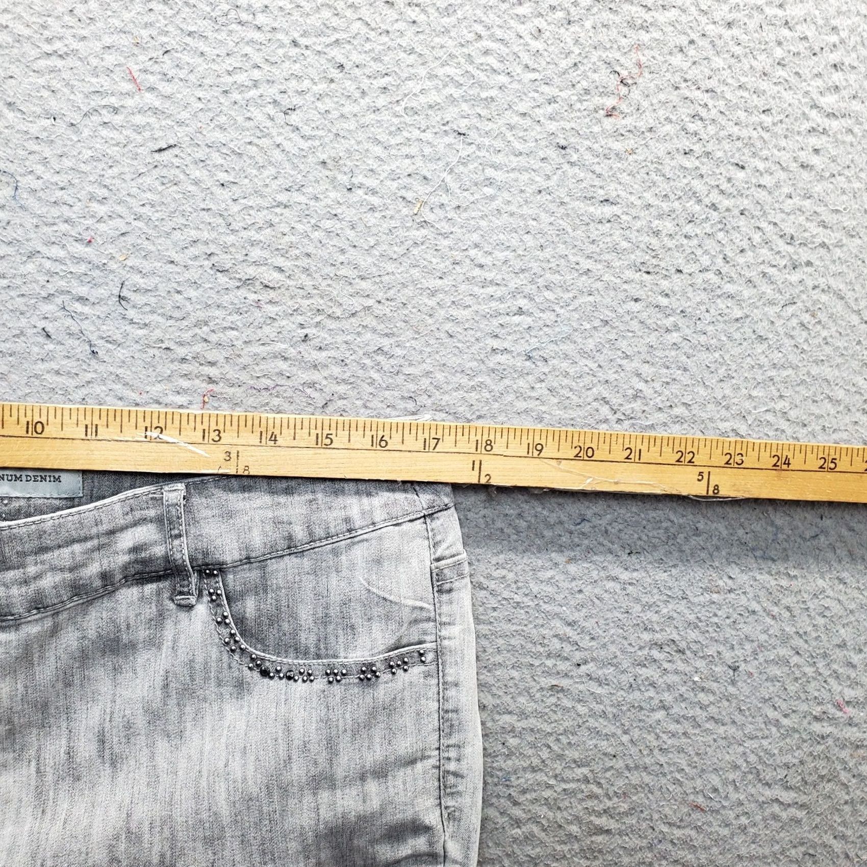 Vintage Chico's Womens Jeans Cropped Gray Cotton Denim Straight Pockets Size S 5-Pocket Size 28" / US 6 / IT 42 - 6 Thumbnail