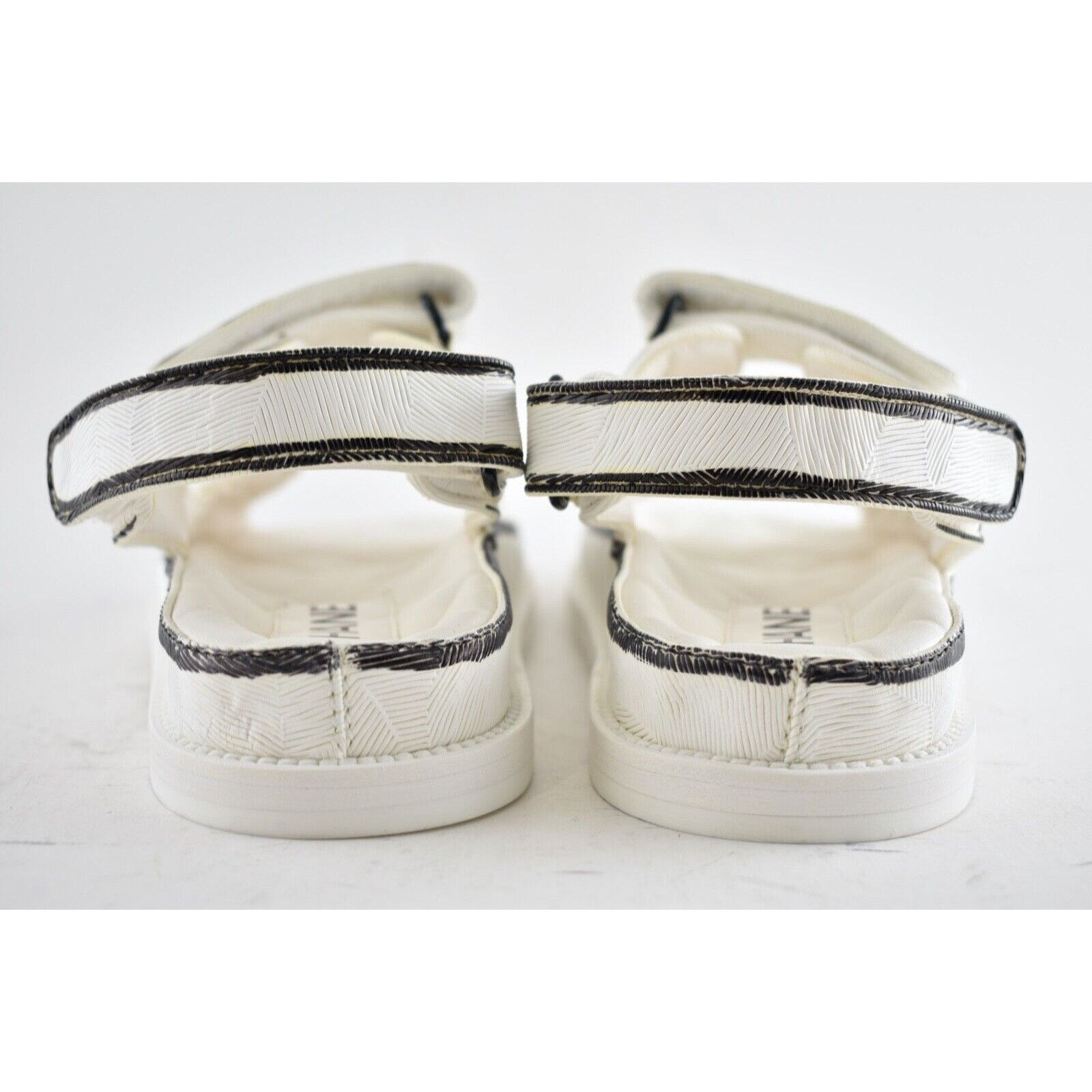 Chanel Chanel 22C White Black Graffiti CC Logo Mule Slide Strap Size US 8 / IT 38 - 11 Thumbnail