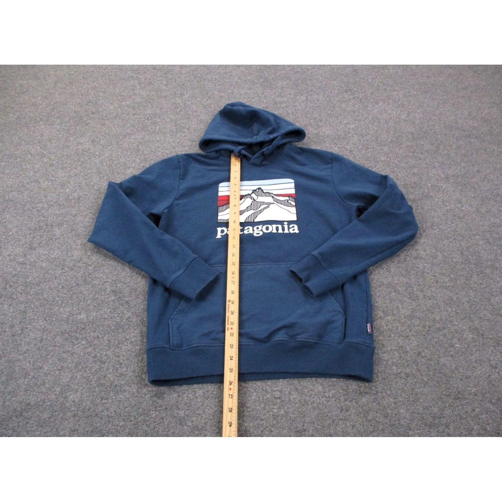 Patagonia Patagonia Hoodie Sweatshirt Men M Blue Logo Pullover Hooded Knit Thermal Casual Graphic Print 39584 Mens Size US M / EU 48-50 / 2 - 3 Thumbnail