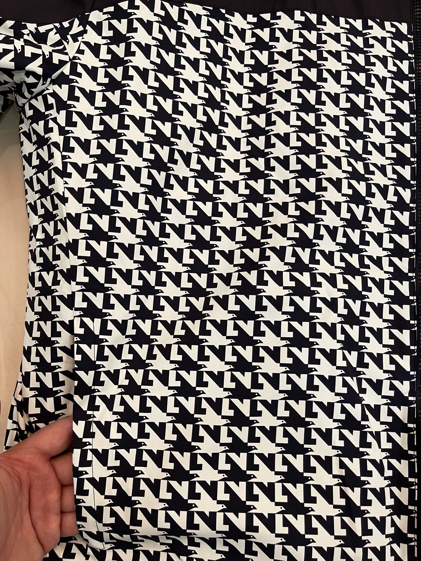 Louis Vuitton LV Full Logo Jacket 56 New With Tags Size US XL / EU 56 / 4 - 6 Thumbnail