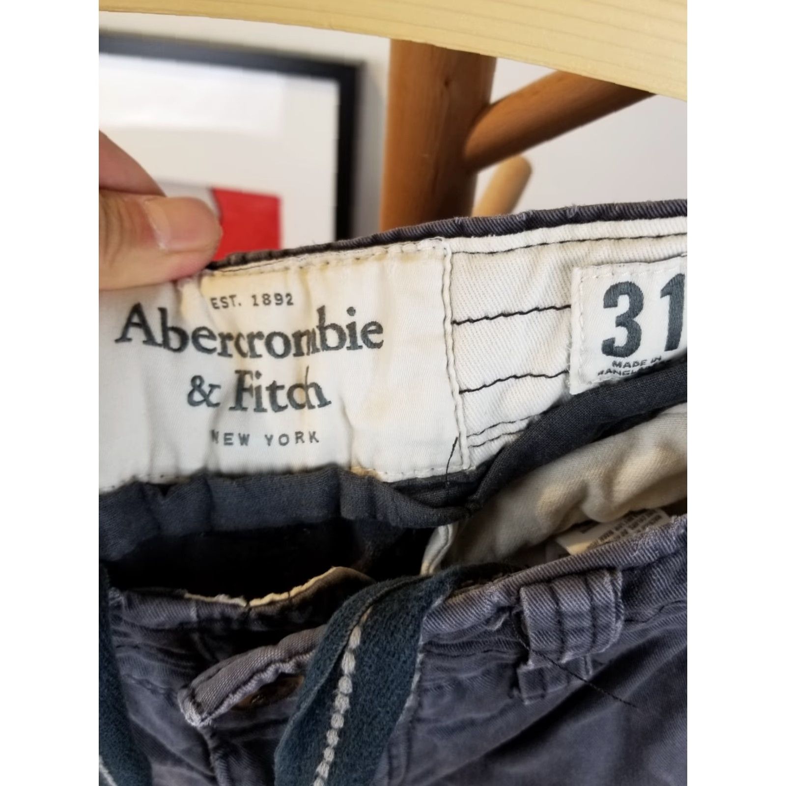 Abercrombie & Fitch VINTAGE Y2K ABERCROMBIE & FITCH NAVY CARGO SHORT PANTS SZ 31 Size US 31 - 5 Thumbnail