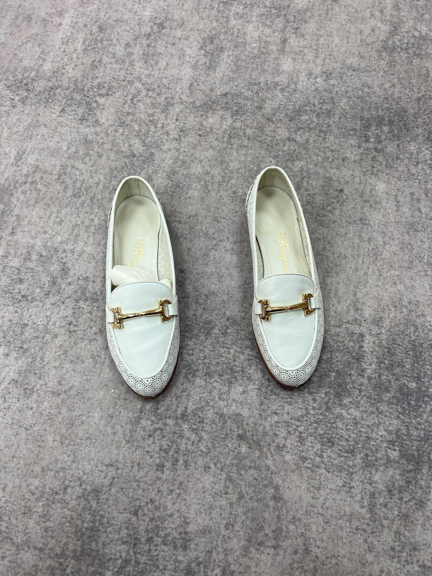 Salvatore Ferragamo Salvatore Ferragamo Lowtop Sneakers us_9 Women Size US 9 / IT 39 - 1 Thumbnail