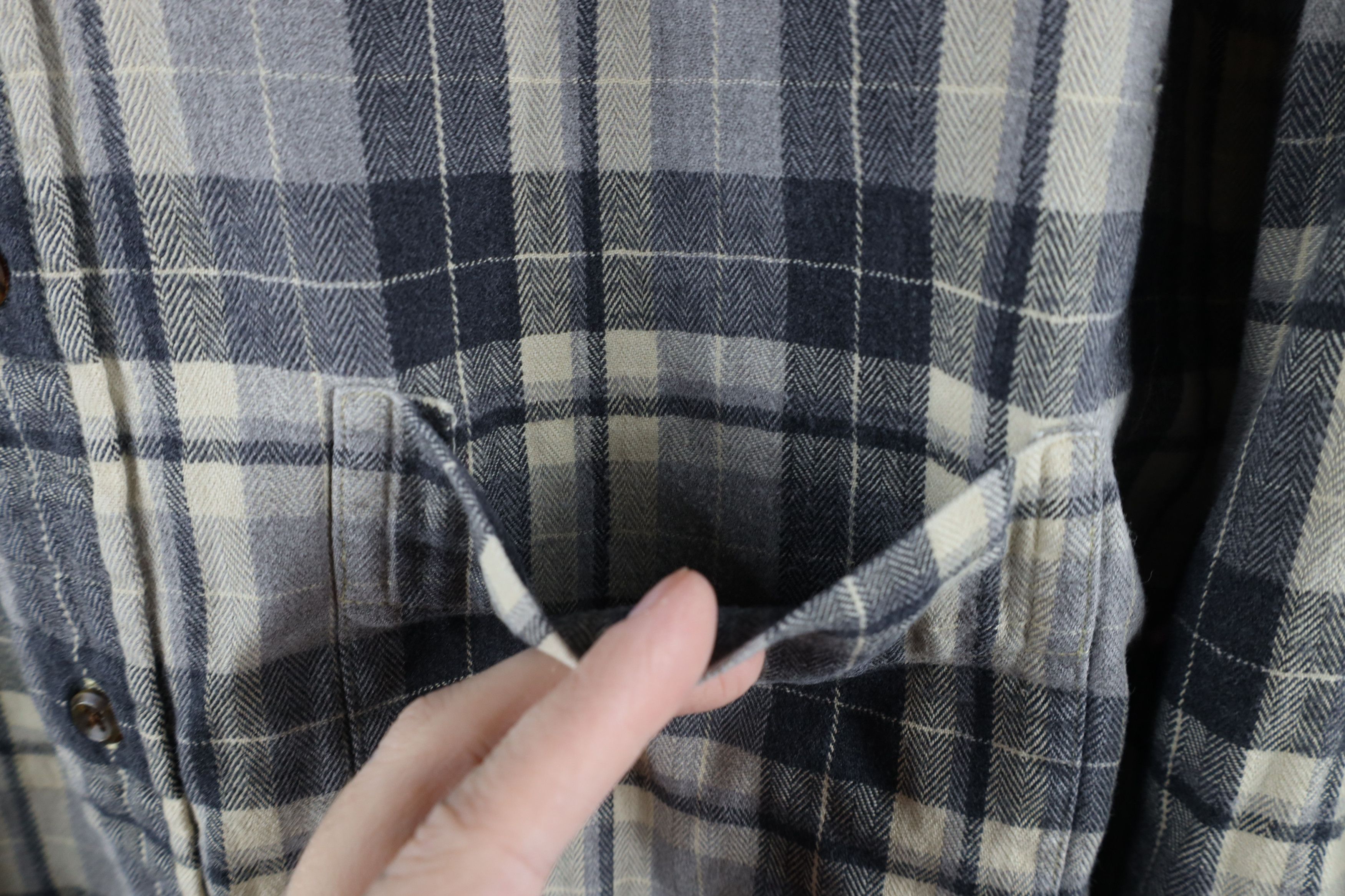 Vintage Vintage 90s Streetwear Prairie Flannel Button Down Shirt Size US L / EU 52-54 / 3 - 5 Thumbnail