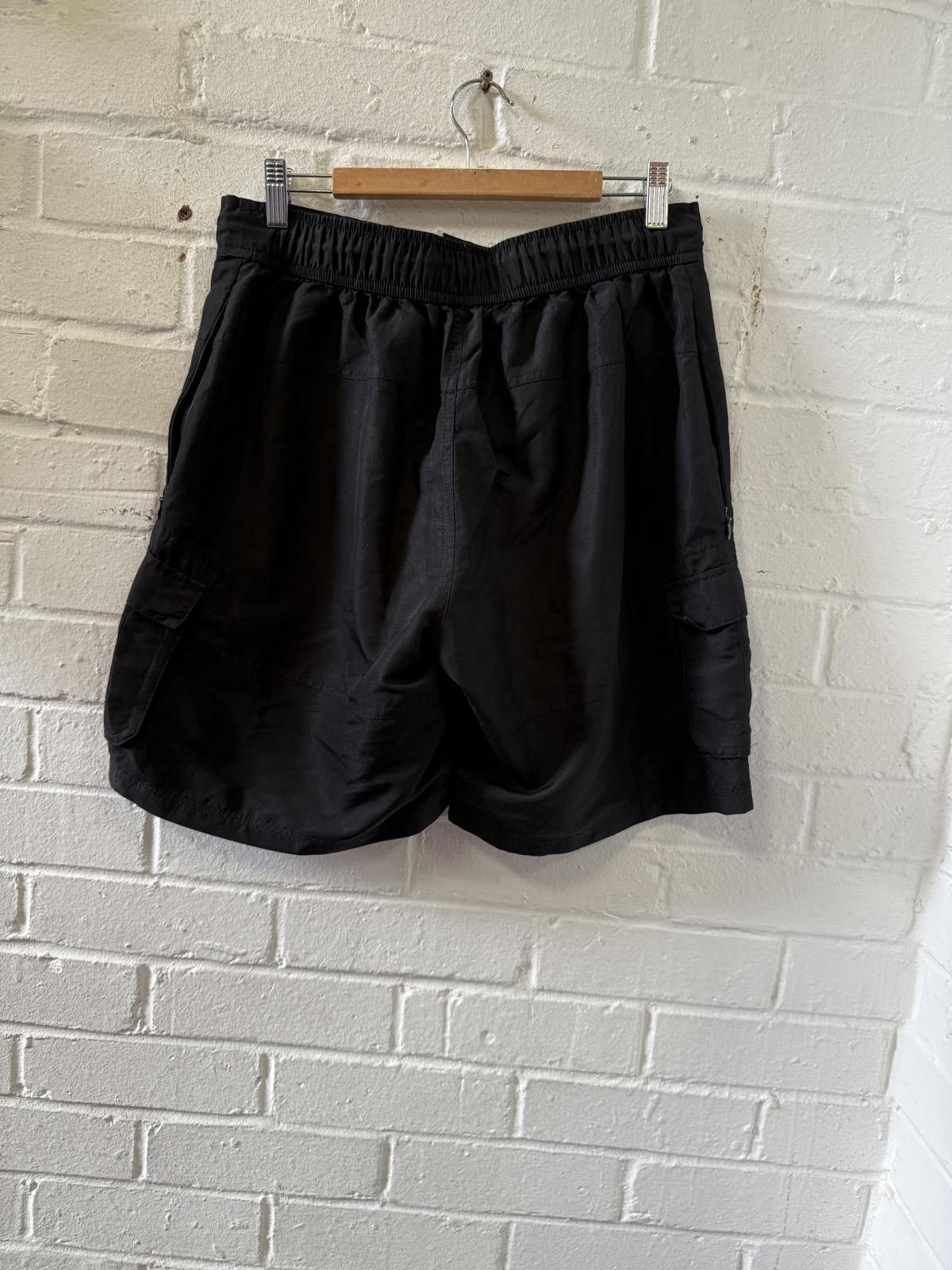 O'Neill O'Neill Men's Cargo Shorts - Black and Gray Size US 32 / EU 48 - 2 Thumbnail