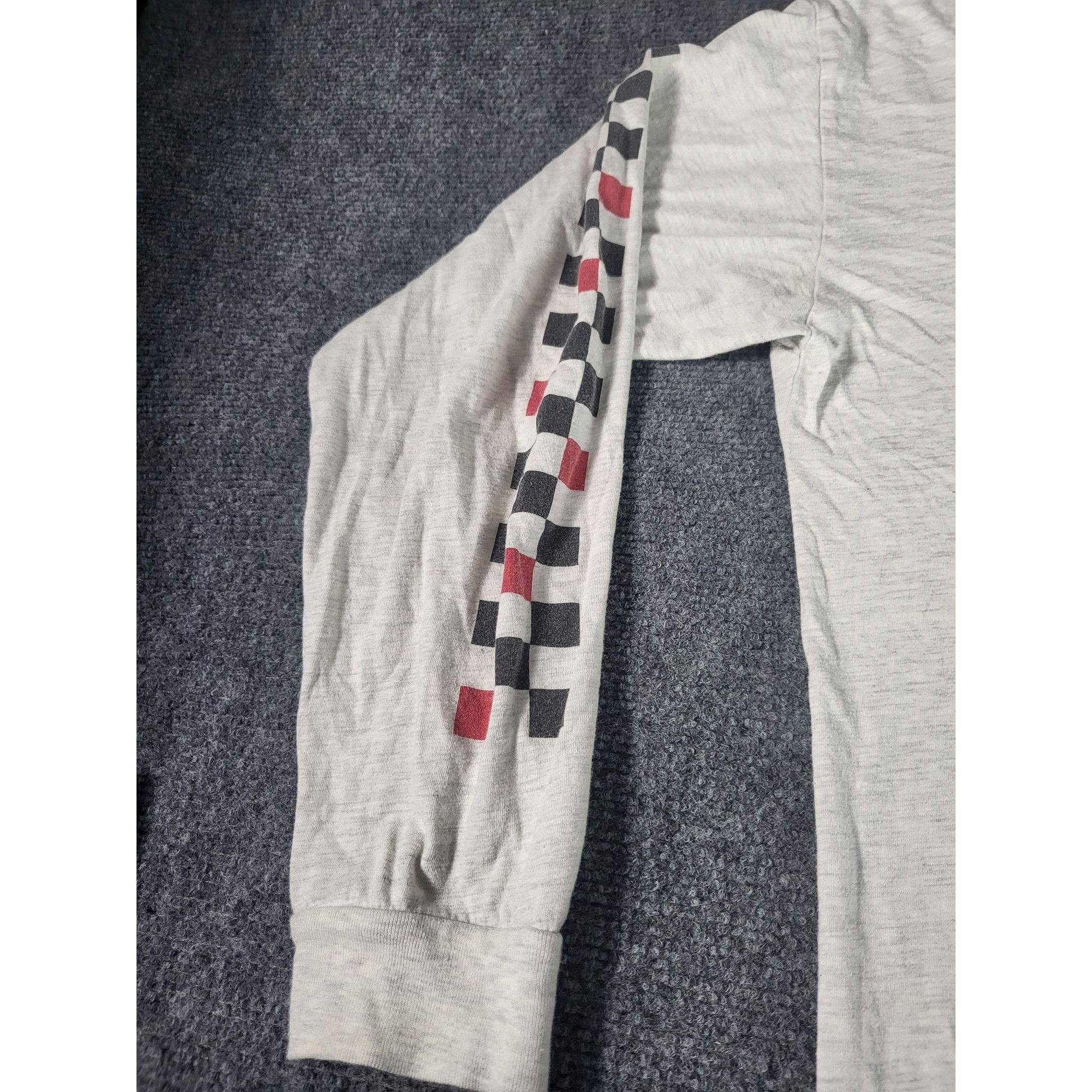 Vans VANS Classic Fit SKATE SKATEBOARD SKATER CHECKERED LONG SLEE Size US M / EU 48-50 / 2 - 6 Thumbnail