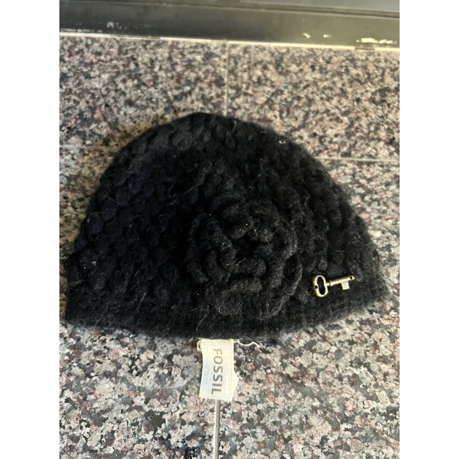Fossil Fossil Beanie Womens Knit Cap Acrylic Green One Size Knitted Logo Solid Casual Travel Outdoor Fall Winter Lightweight Stretch Size ONE SIZE - 2 Thumbnail