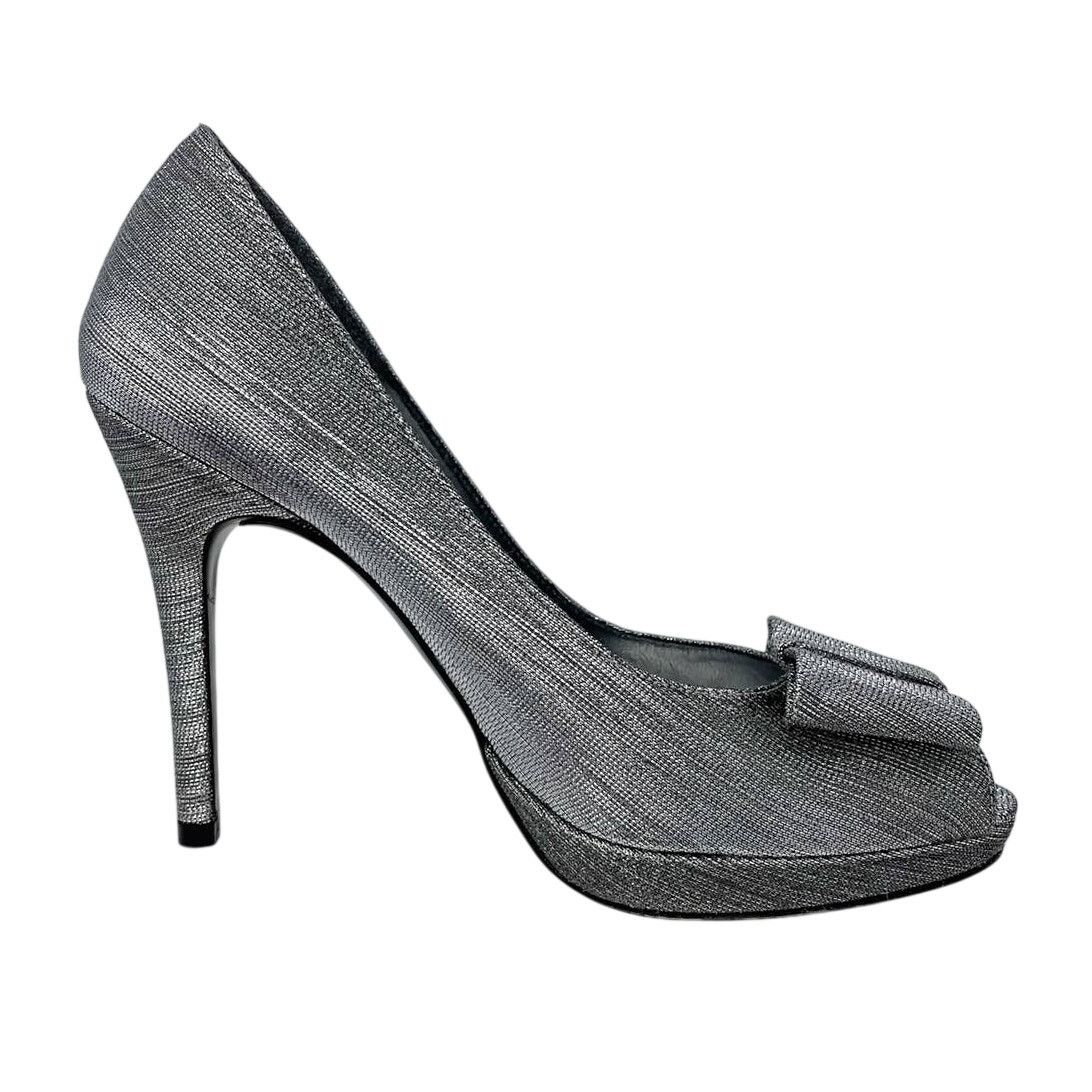 Stuart Weitzman Stuart Weitzman silver metallic Bowright platform pumps 8 Size US 8 / IT 38 - 9 Thumbnail