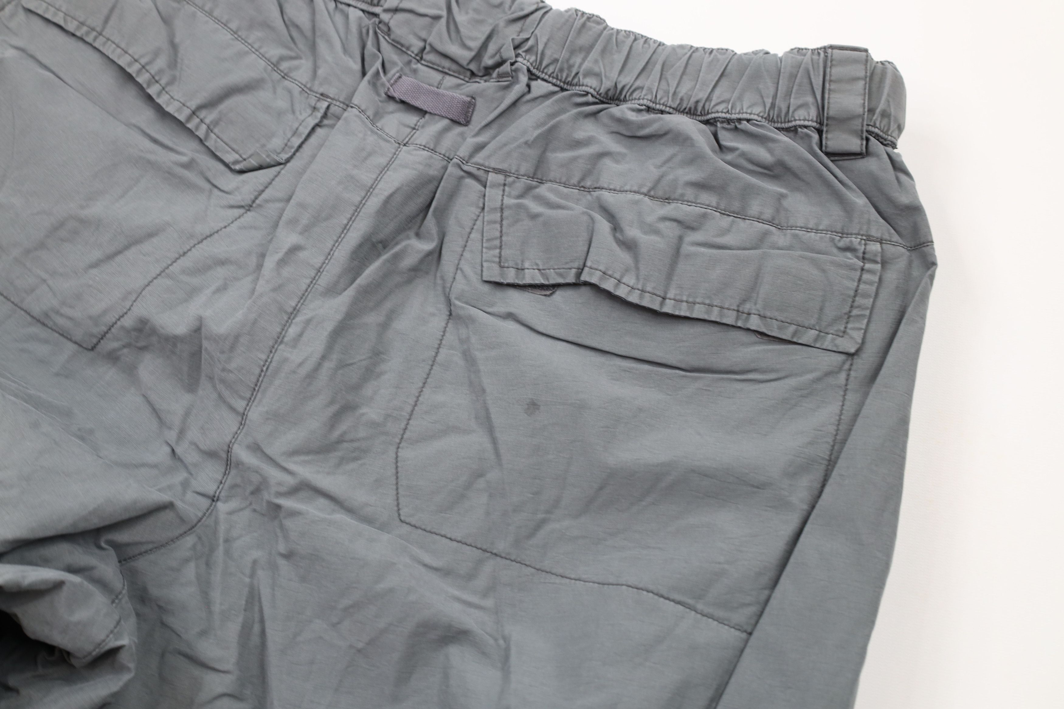 Vintage Vintage 90s Streetwear Lined Belted Wide Leg Pants Gray Size US 38 / EU 54 - 12 Thumbnail
