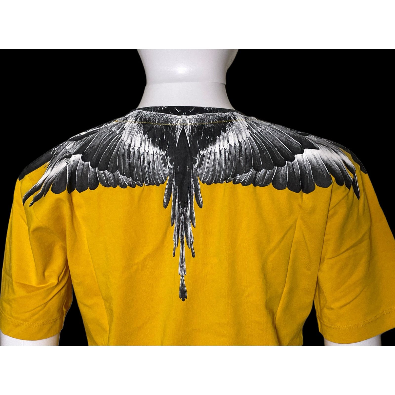Marcelo Burlon Marcelo Burlon Kids Of Milan Icon Wings Yellow T-Shirt Youth Size XL / US 12-14 / IT 48-50 - 11 Thumbnail
