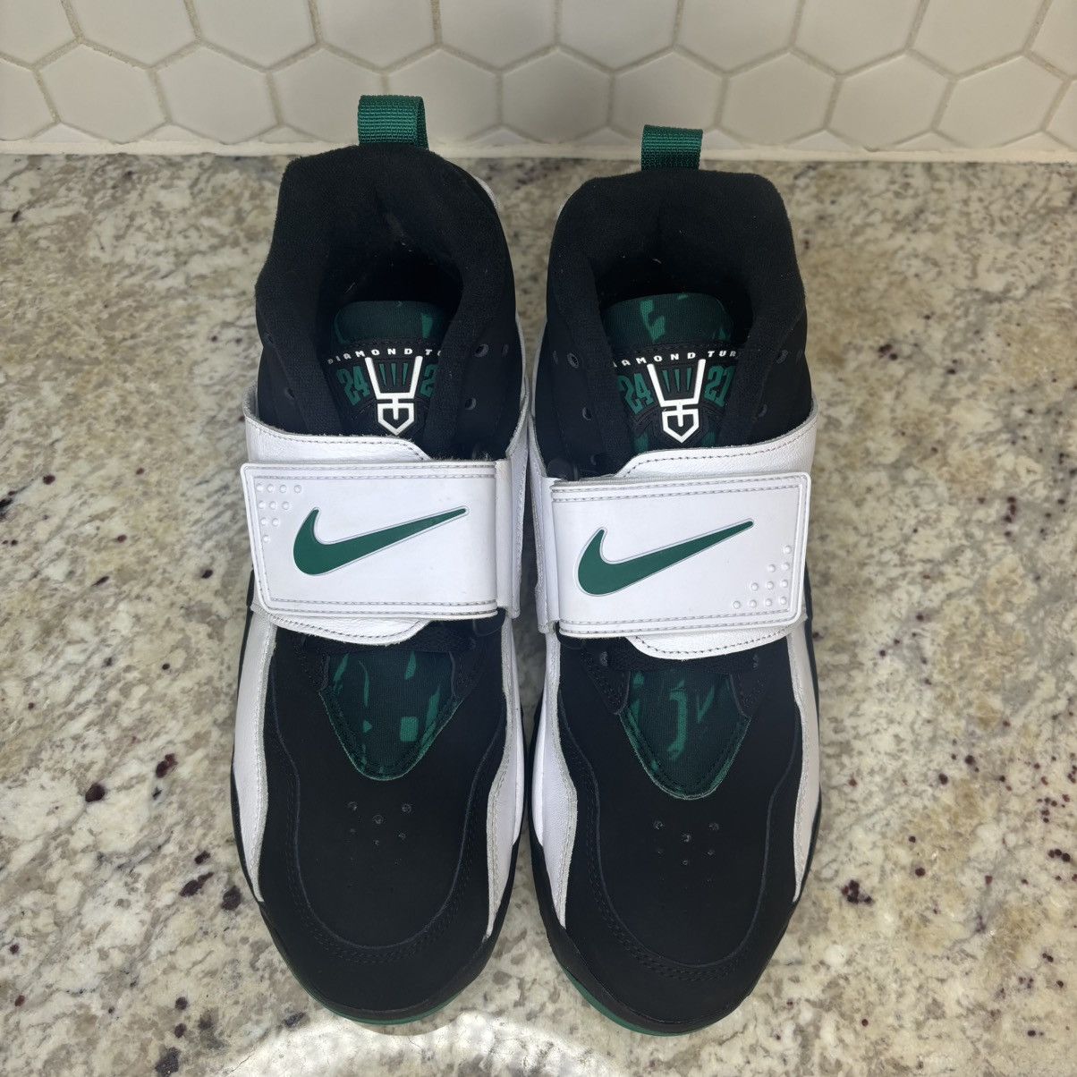 Nike Size 9-Nike Air Diamond Turf 2025 Emerald WORN ONCE WITH BOX Size US 9 / EU 42 - 5 Thumbnail