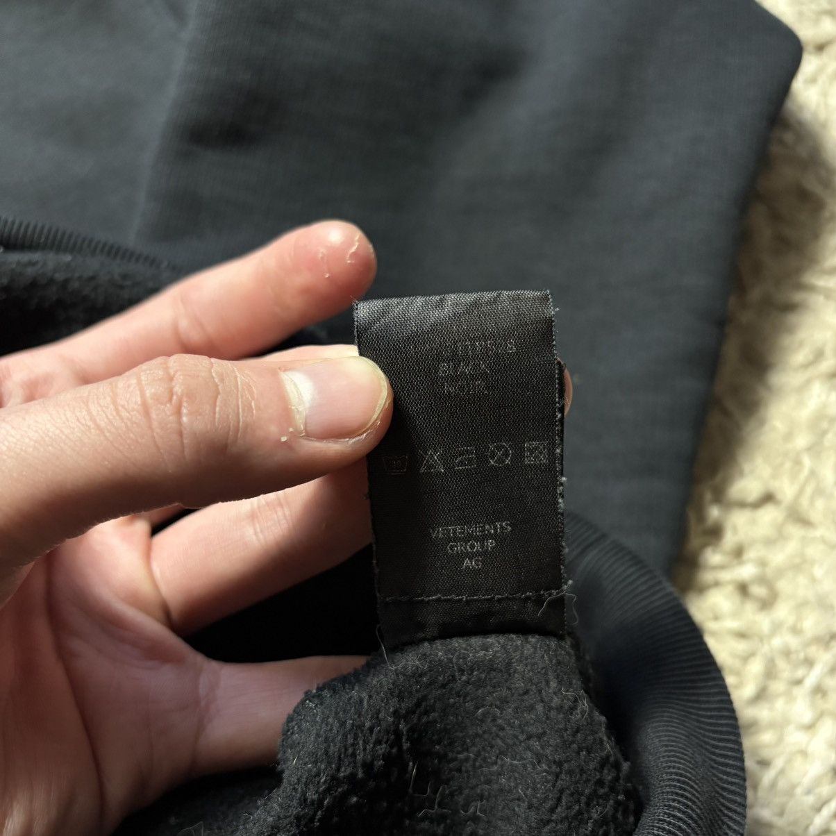 Vetements Vetements Security sweatshirt Size US XS / EU 42 / 0 - 12 Thumbnail