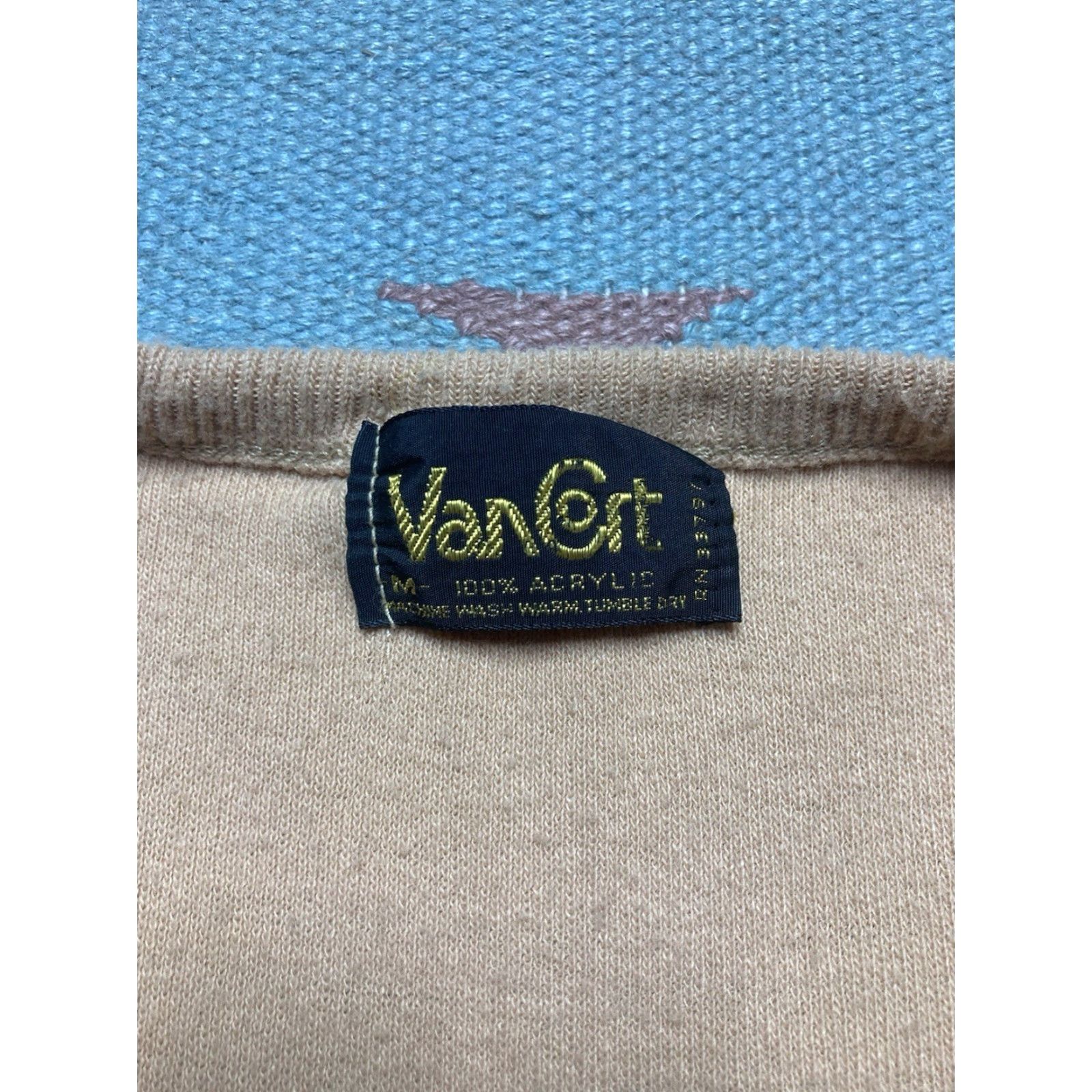 Vintage VINTAGE 60s 70s neck sweater acrylic soft beige tan VanCort medium Mens Sweater Pullover B e ge Size US M / EU 48-50 / 2 - 4 Thumbnail