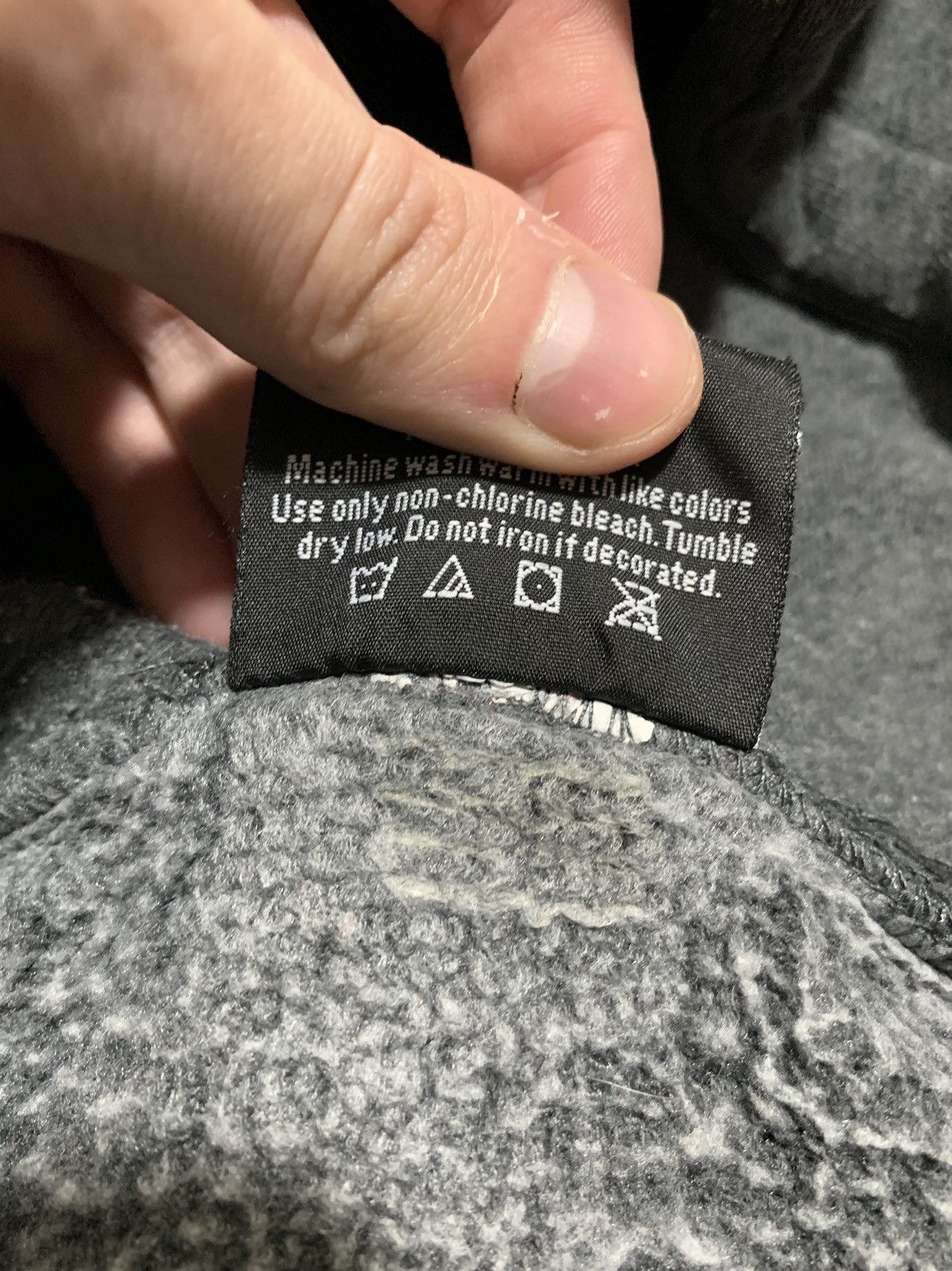 World Industries RARE Vintage World Industries skeleton logo hoodie Size US M / EU 48-50 / 2 - 12 Thumbnail
