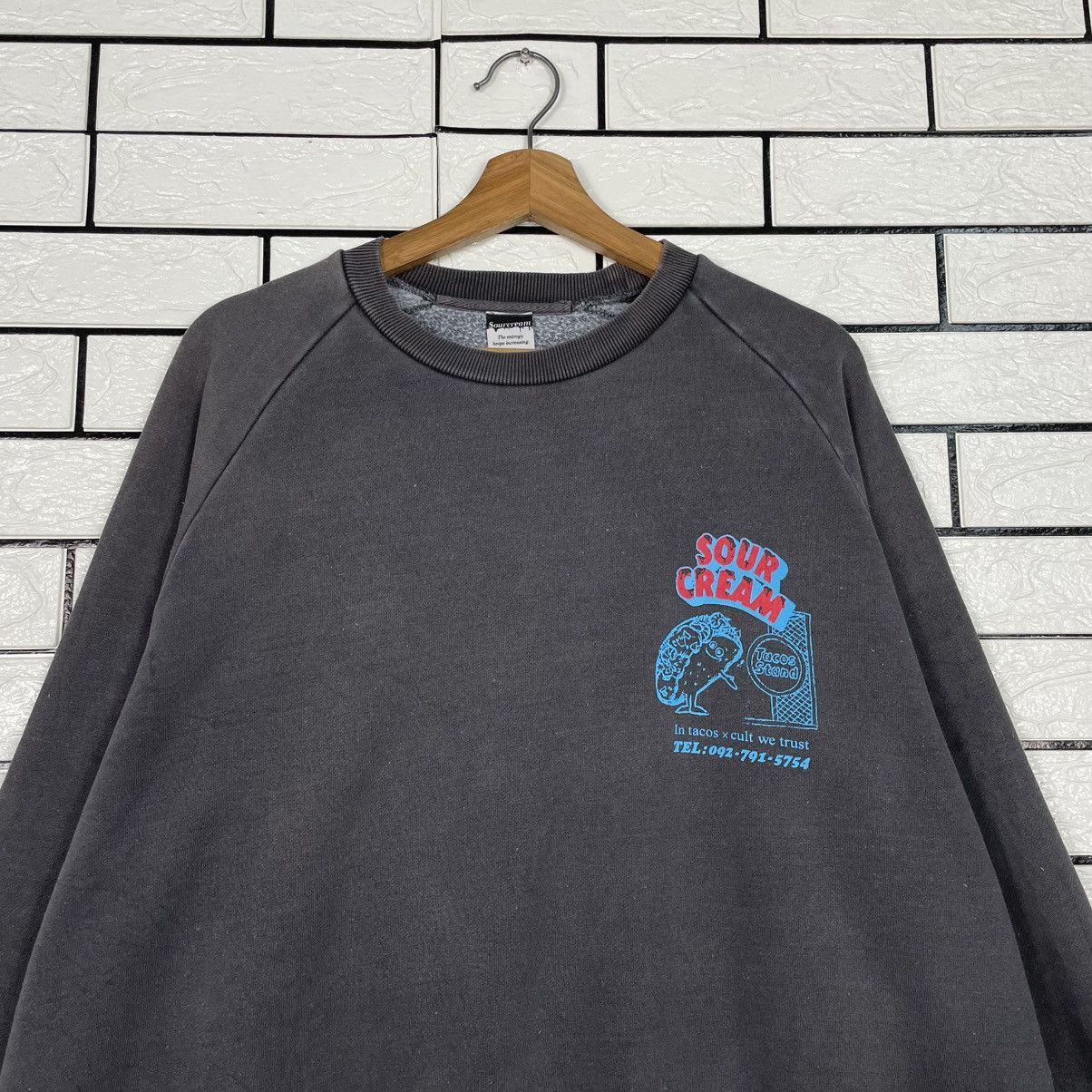 Japanese Brand Sour Cream Tacos Stand Crewneck Sweatshirt Size US XL / EU 56 / 4 - 2 Thumbnail