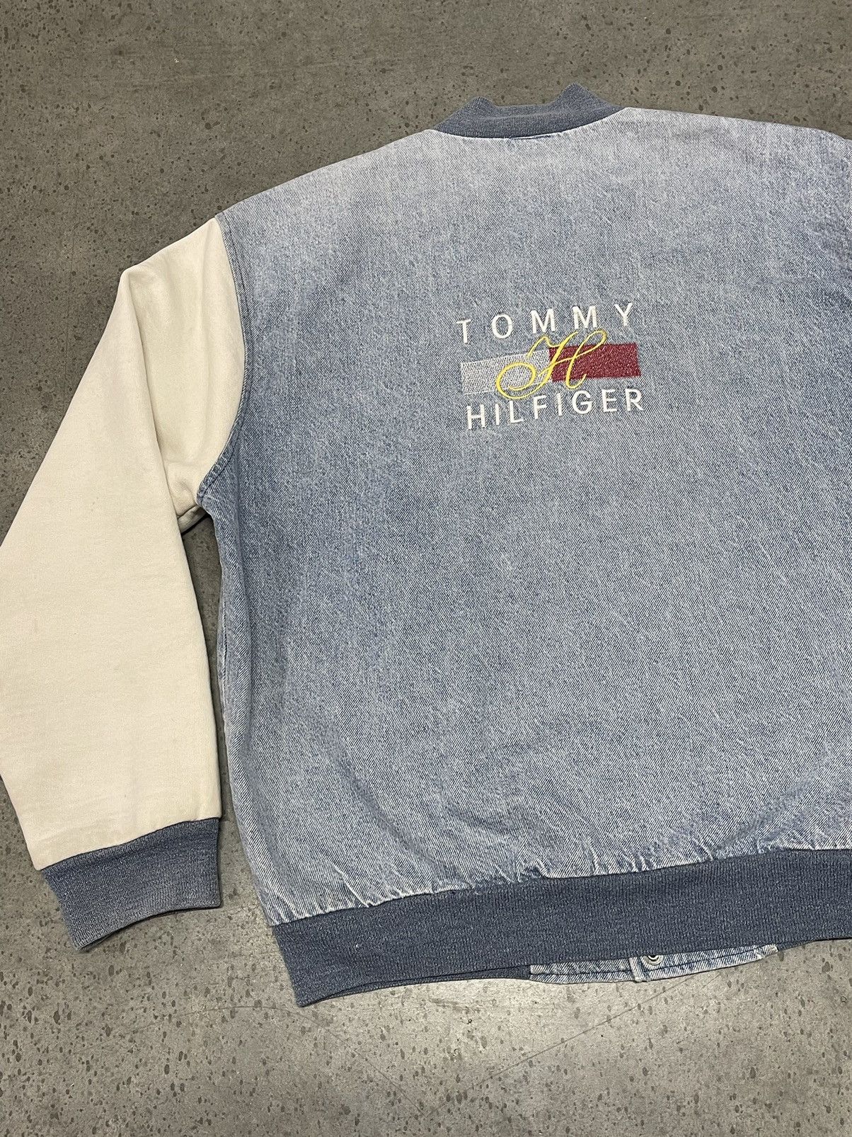 Tommy Hilfiger 90’s 2000’s Vintage Tommy Hilfiger Denim Bomber Jacket Size US L / EU 52-54 / 3 - 6 Thumbnail