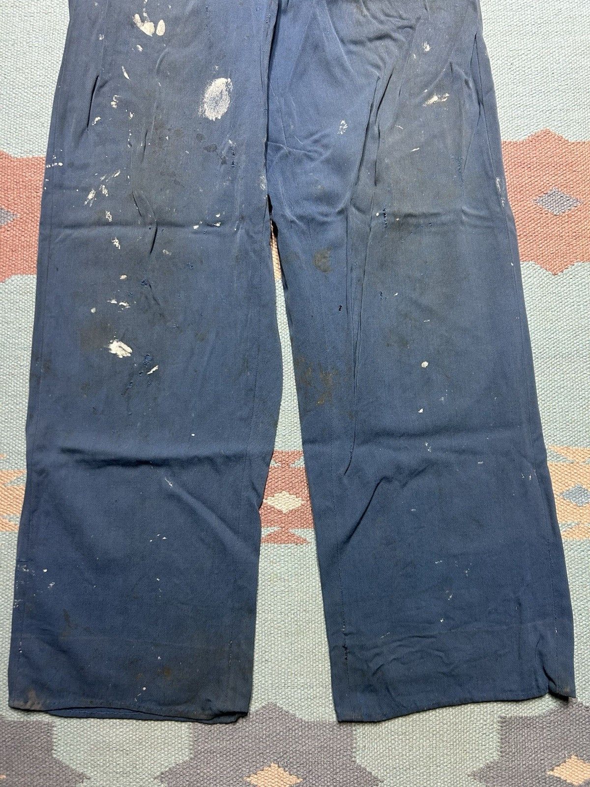 Vintage VTG 40s rayon gabardine slacks pleated paint distress 25x30 Size US 26 / EU 42 - 3 Thumbnail