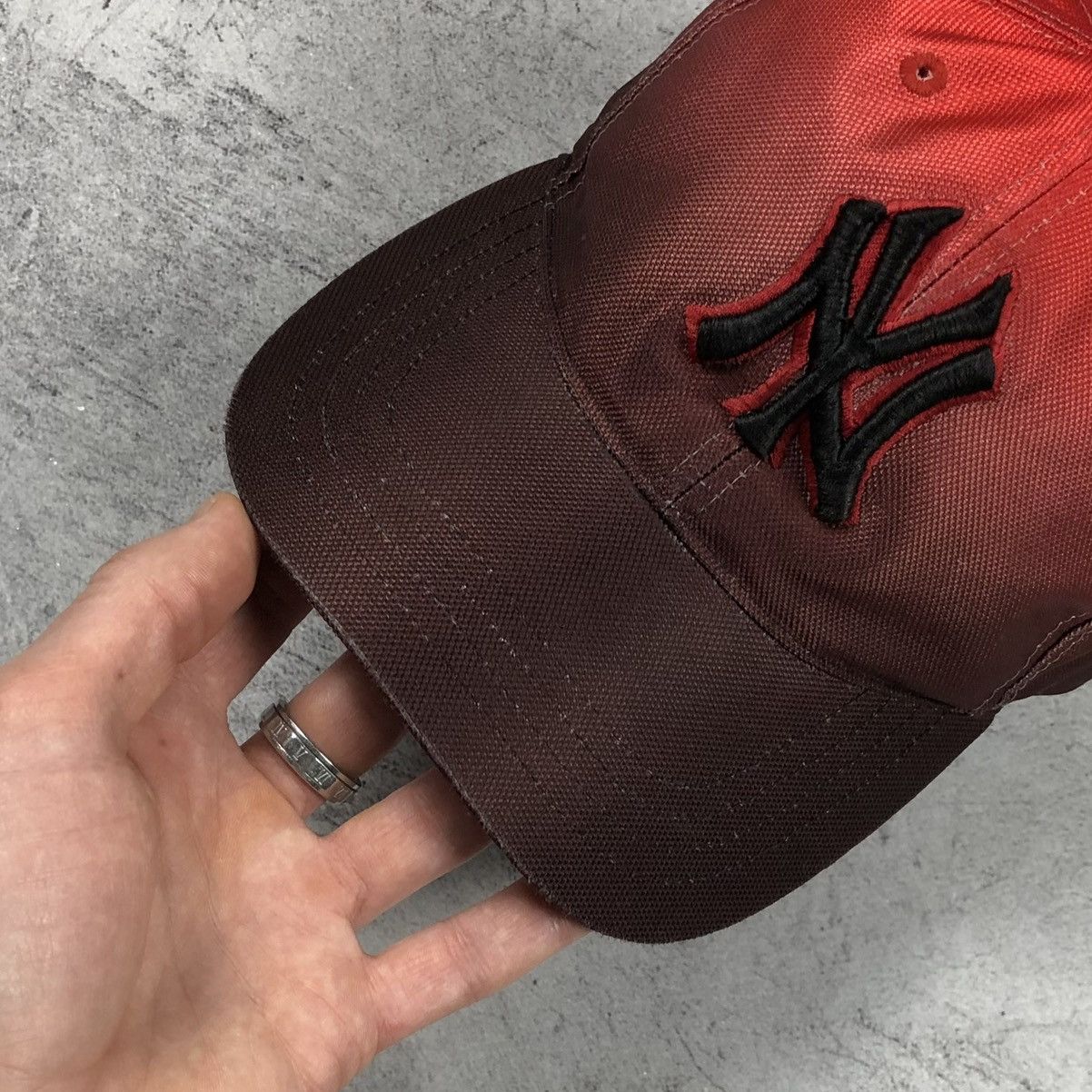 New York Yankees Y2K Rare MLB Yankees NY USA Gradient Colour Cap ruff ryders Size ONE SIZE - 5 Thumbnail