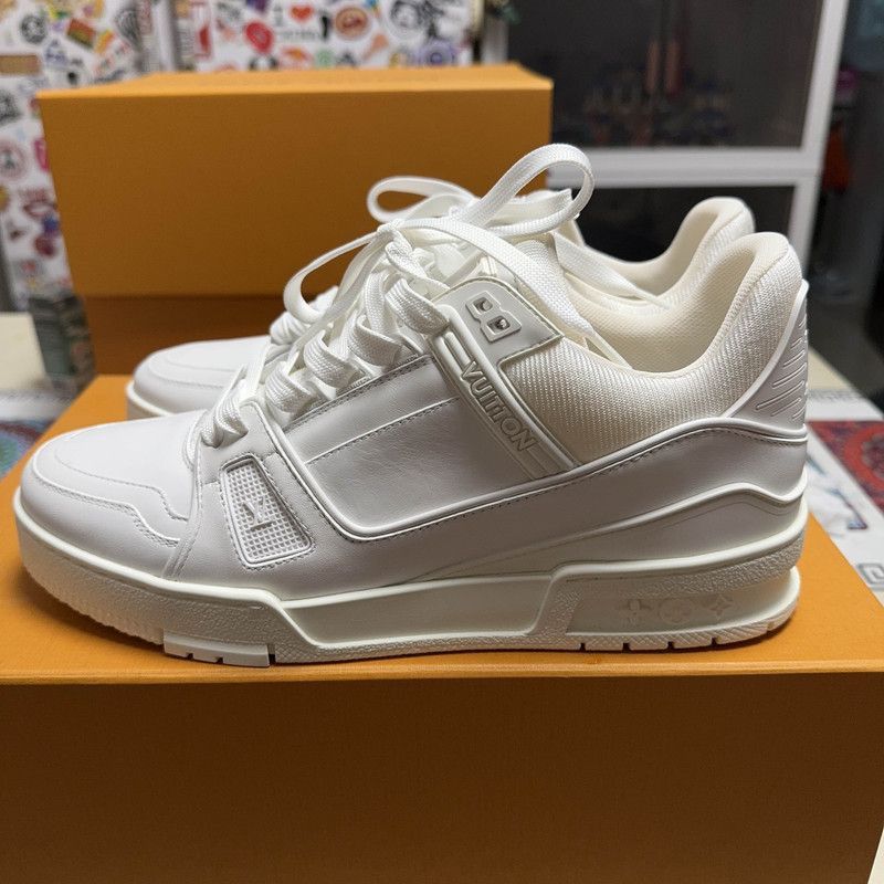 Louis Vuitton Trainer Sneakers in White -2508