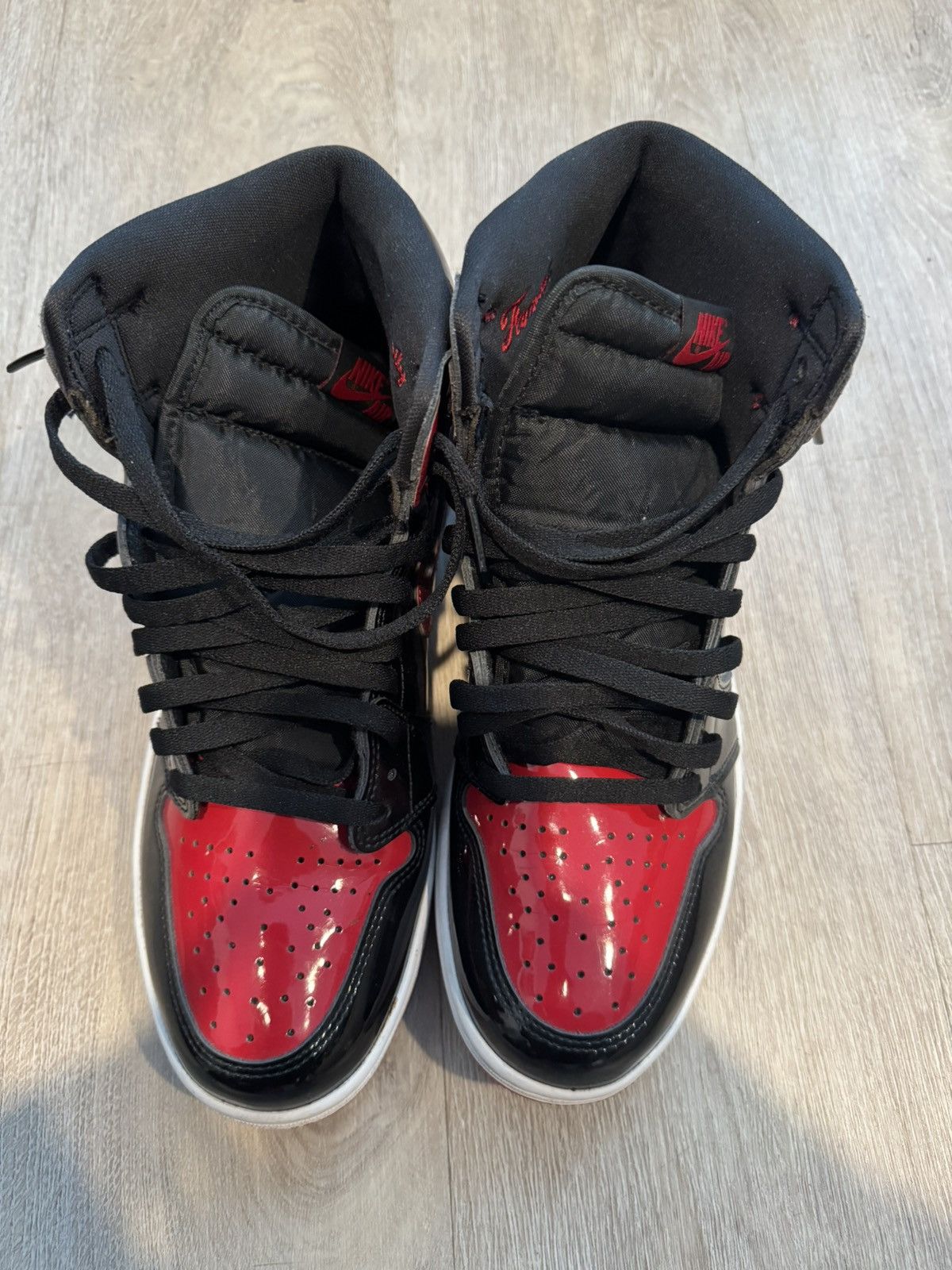 Jordan Brand Jordan 1 Retro High OG Size US 10.5 / EU 43-44 - 1 Thumbnail