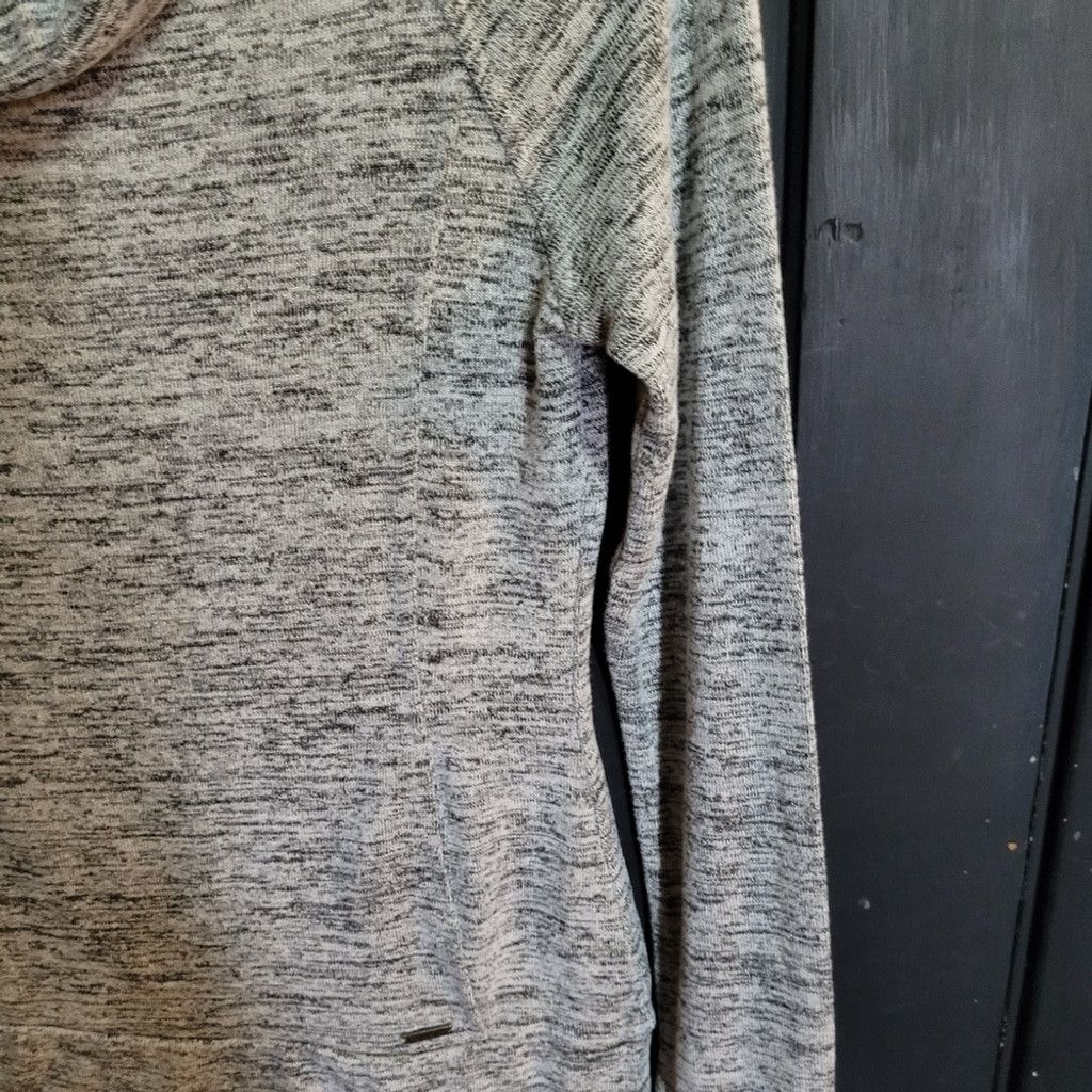 Nicole Miller Nicole Miller, cowlneck knit top, marled gray, nwot S Size S / US 4 / IT 40 - 5 Thumbnail