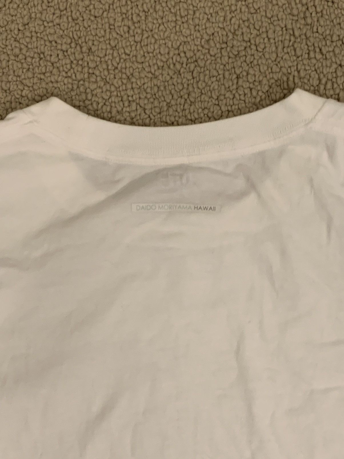 Uniqlo Uniqlo UT Daido Moriyama Hawaii Tee Size US XL / EU 56 / 4 - 3 Thumbnail