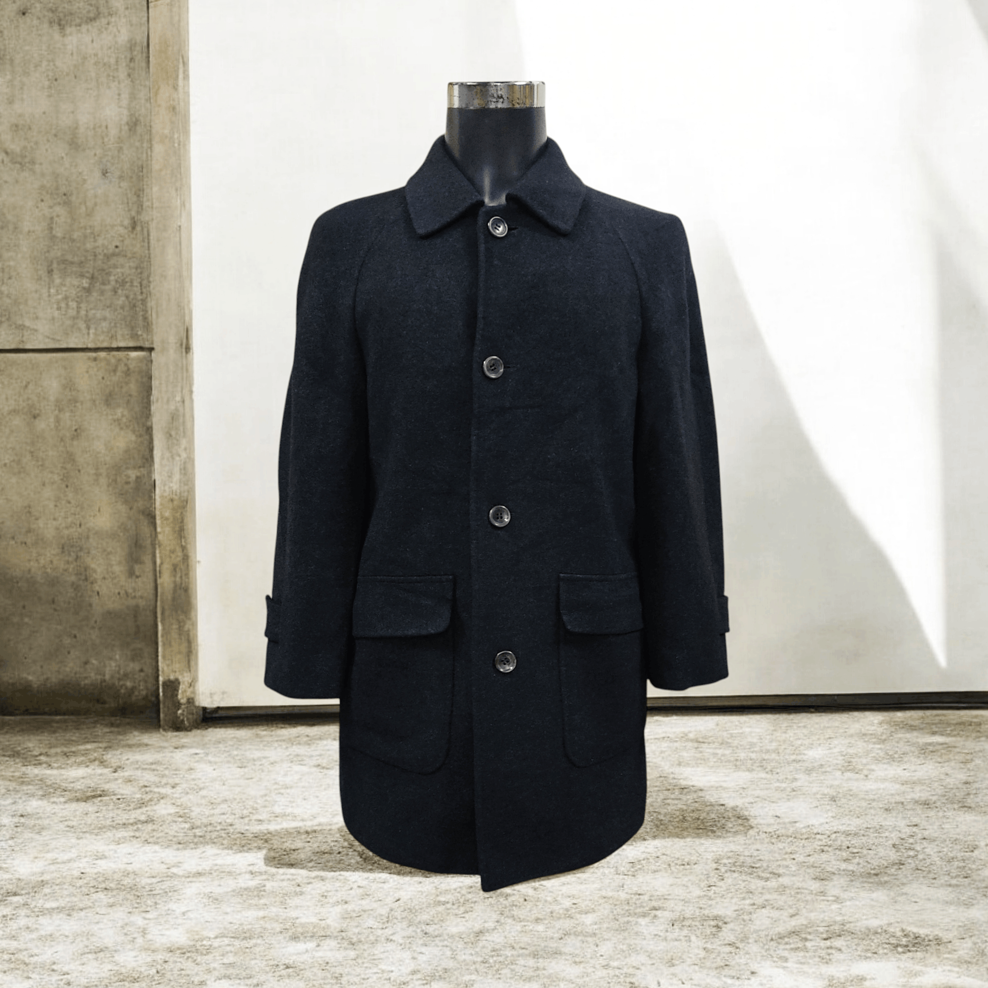 Lanvin Lanvin Classique Black Cashmere Overcoat Fall Winter Jacket Size US M / EU 48-50 / 2 - 1 Thumbnail