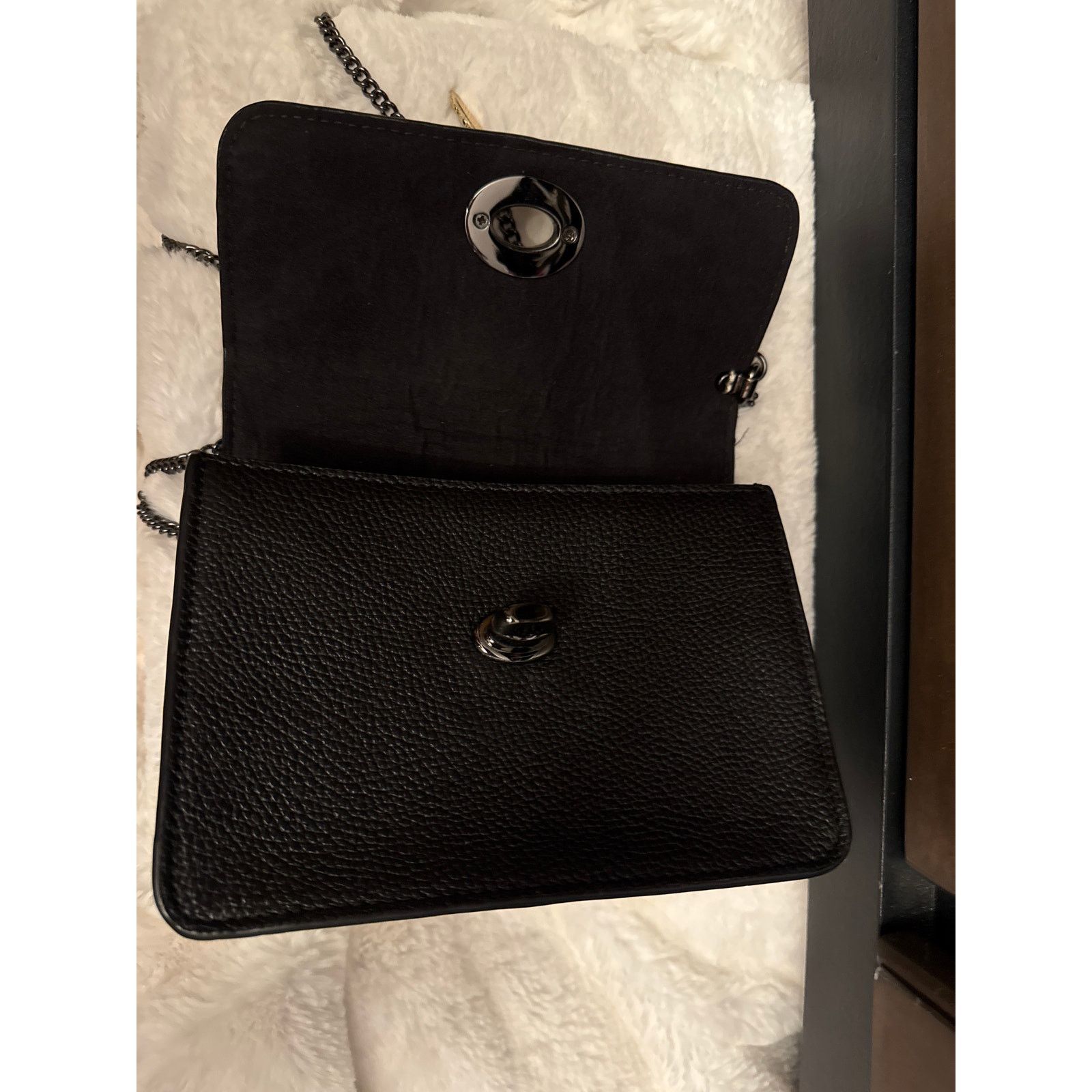 Coach Vintage Tea Rose Coach Bowery Crossbody Black Yellow Roses Size ONE SIZE - 9 Thumbnail