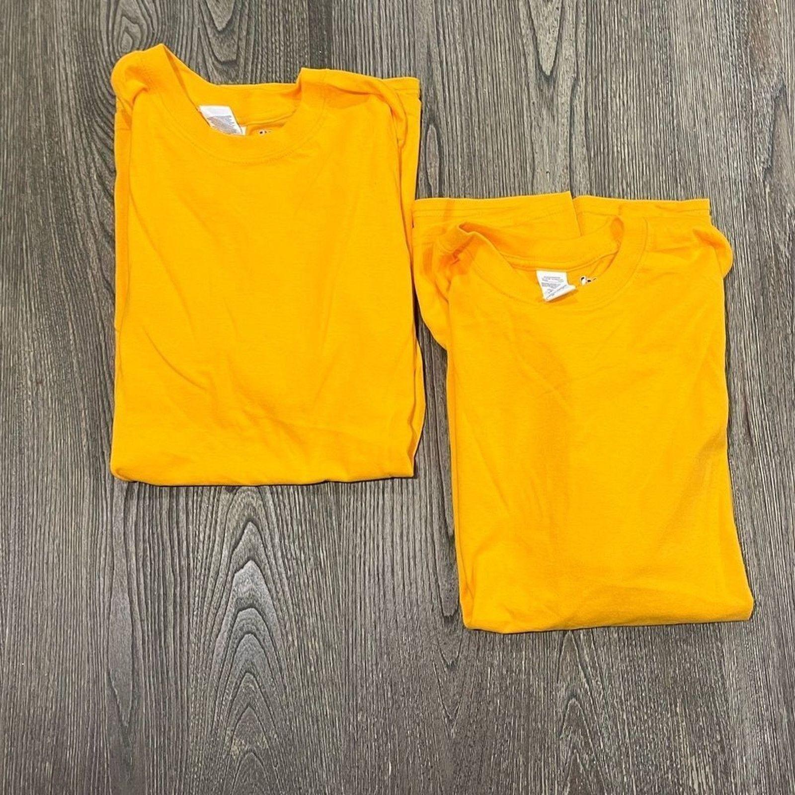 Gildan NWOT Gildan NBA 2 Pack T-Shirts Crewneck Short Sleeve Size L Size US L / EU 52-54 / 3 - 1 Thumbnail