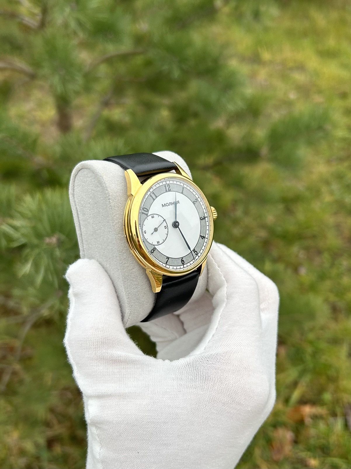 Vintage Vintage Watch Molnija Gold USSR Mechanical 1980s Size ONE SIZE - 5 Thumbnail
