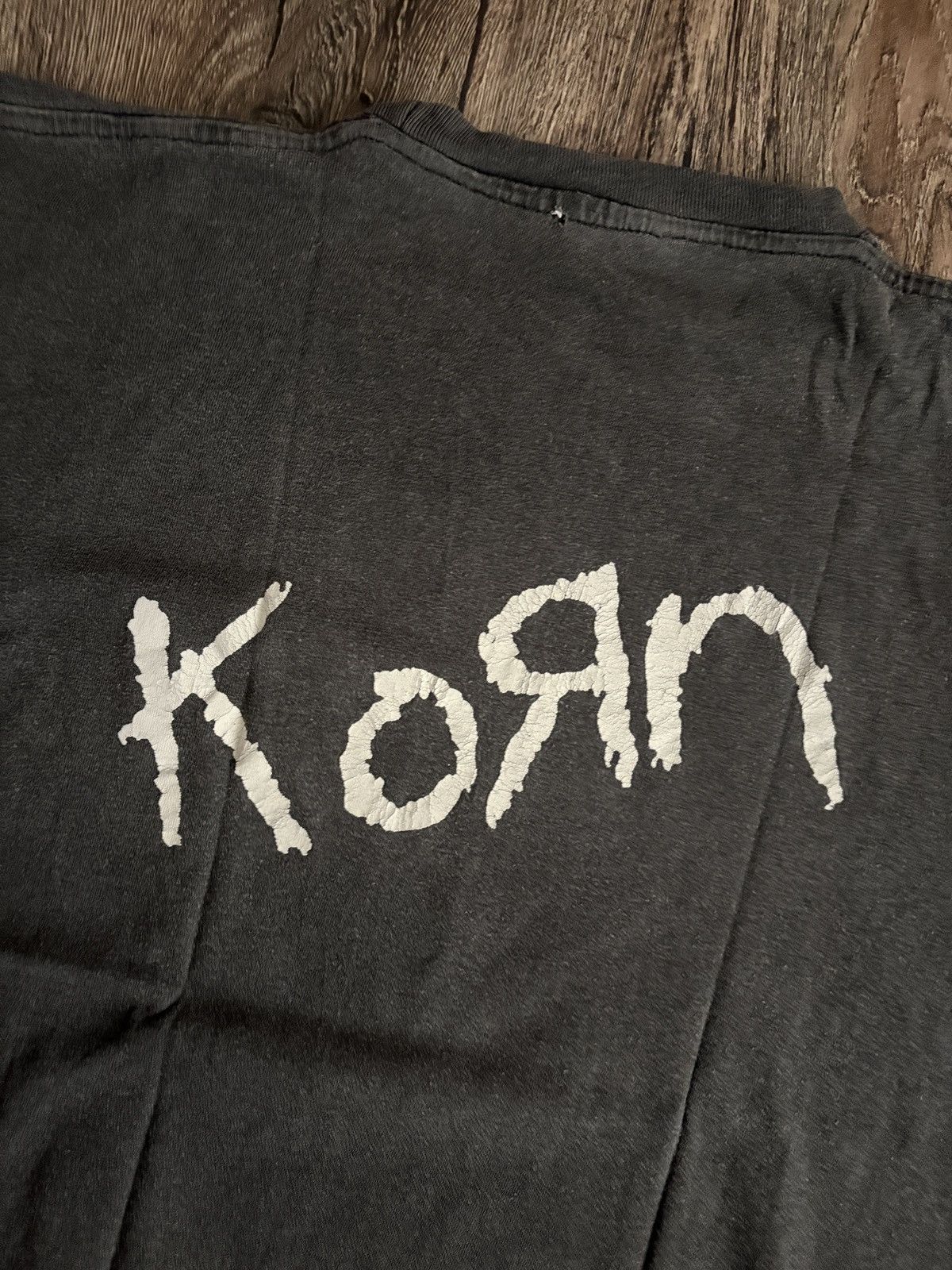 Band Tees 2000s Vintage Korn ‘Issues’ Album Faded Rare AOP T-Shirt Size US M / EU 48-50 / 2 - 10 Thumbnail