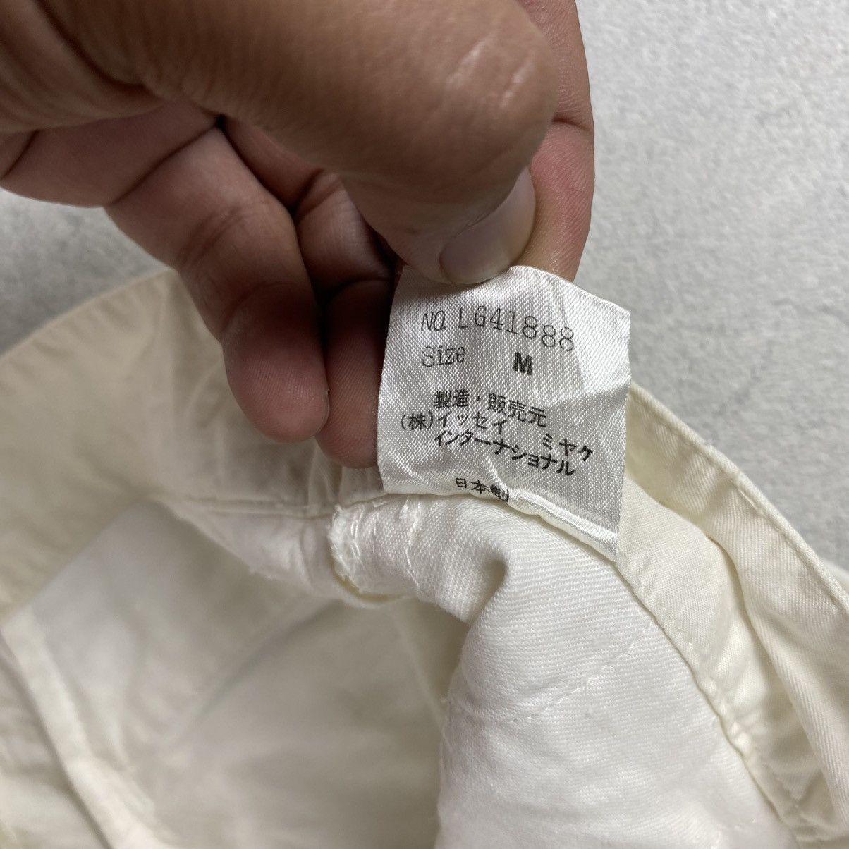 Issey Miyake Design Japanese Brand Issey Miyake Men Pants Size US 29 - 7 Thumbnail